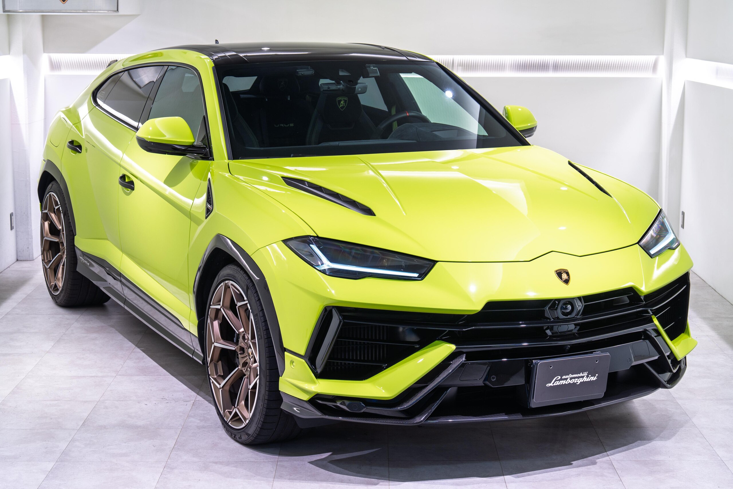 2024 Lamborghini Urus - 2024 لامبورغيني Urus
