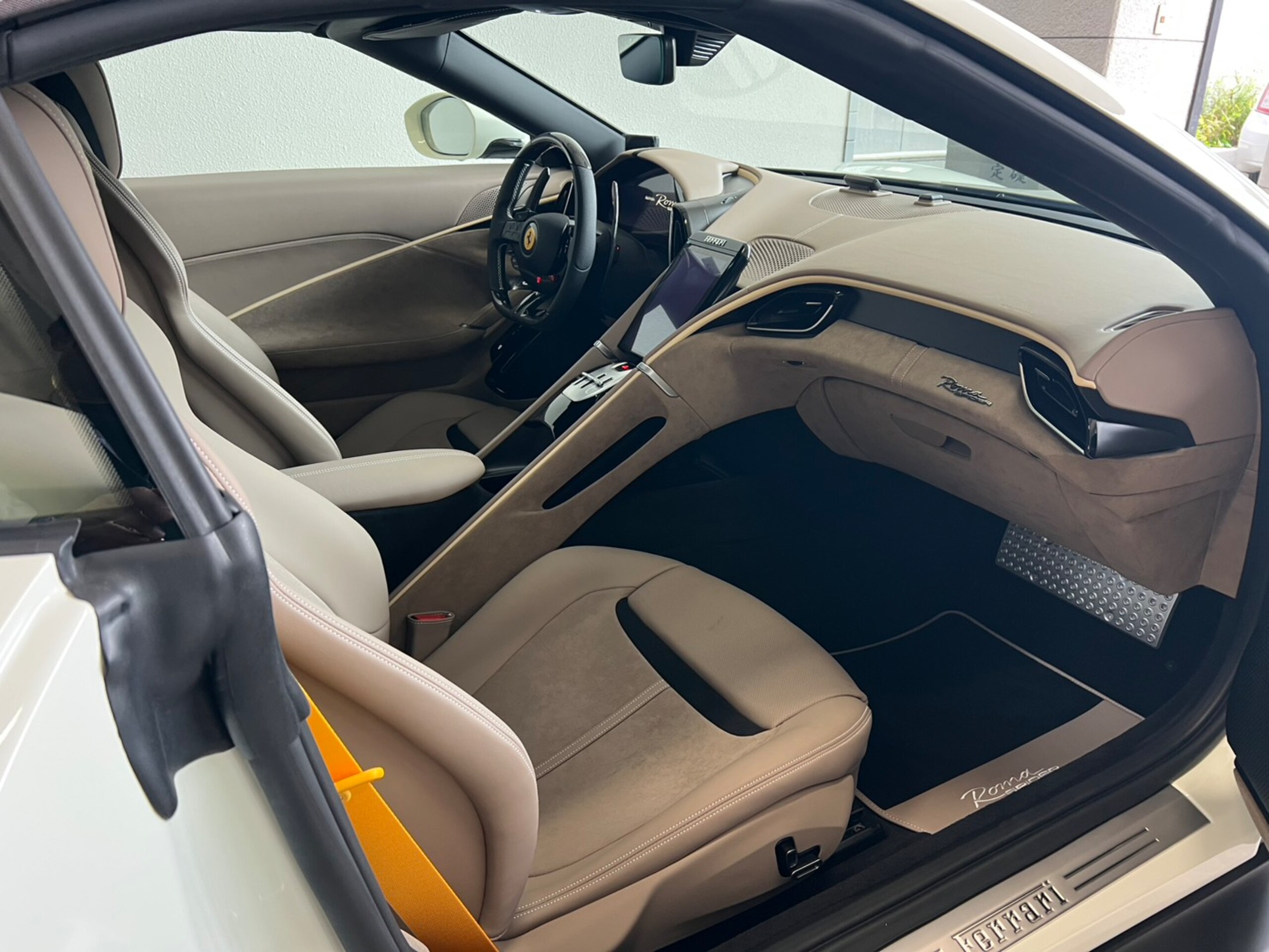 2025 Ferrari RomaSpider - 2025 فيراري RomaSpider
