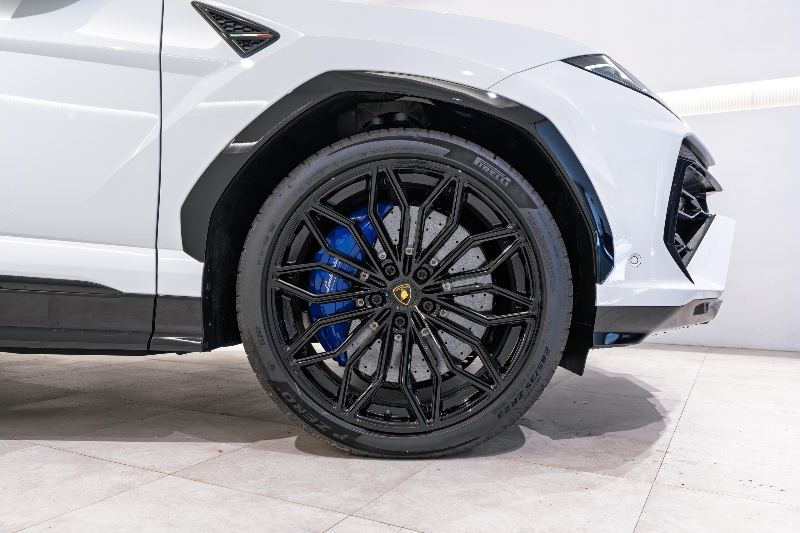 2025 Lamborghini Urus