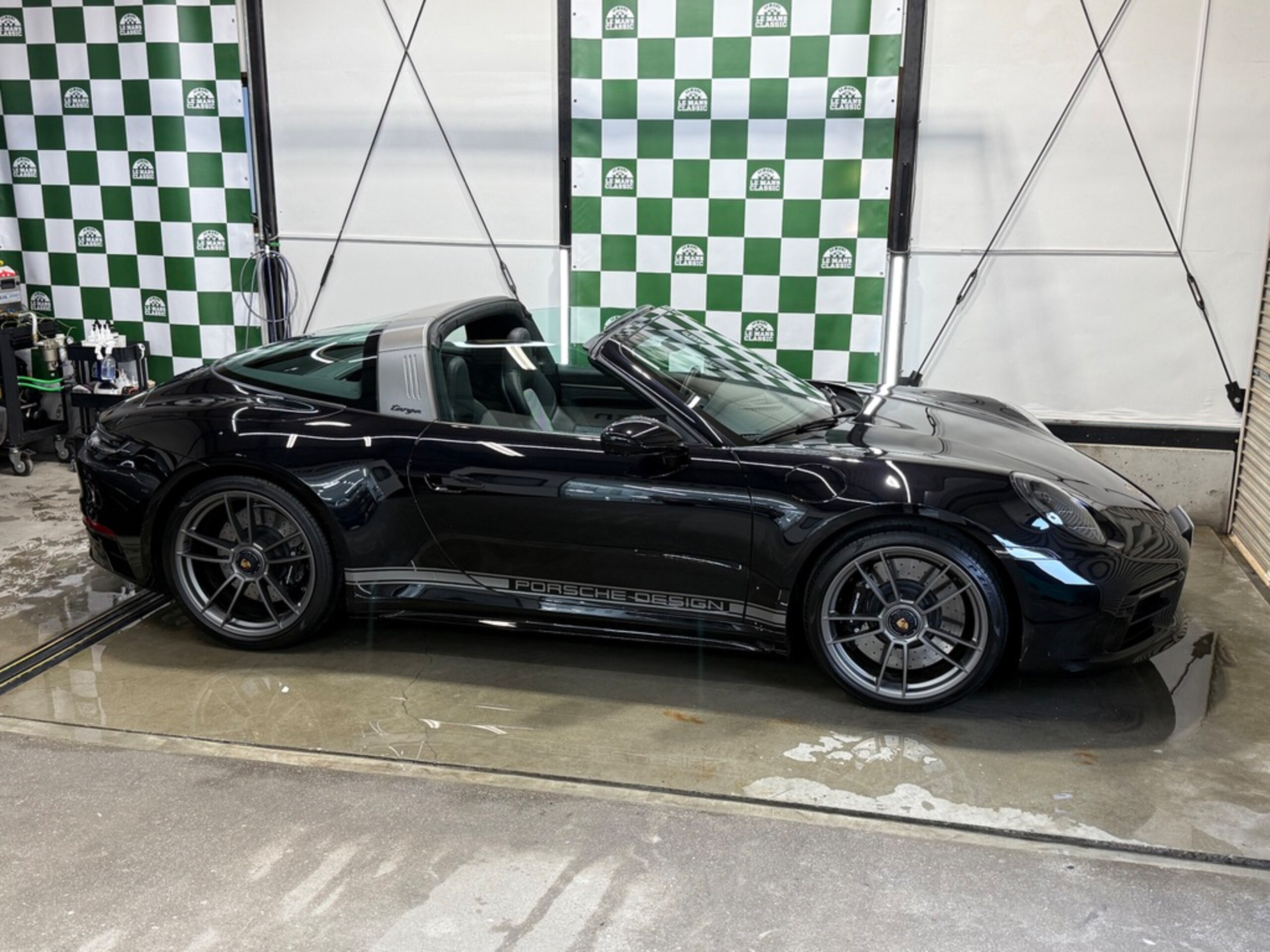 2025 Porsche 911