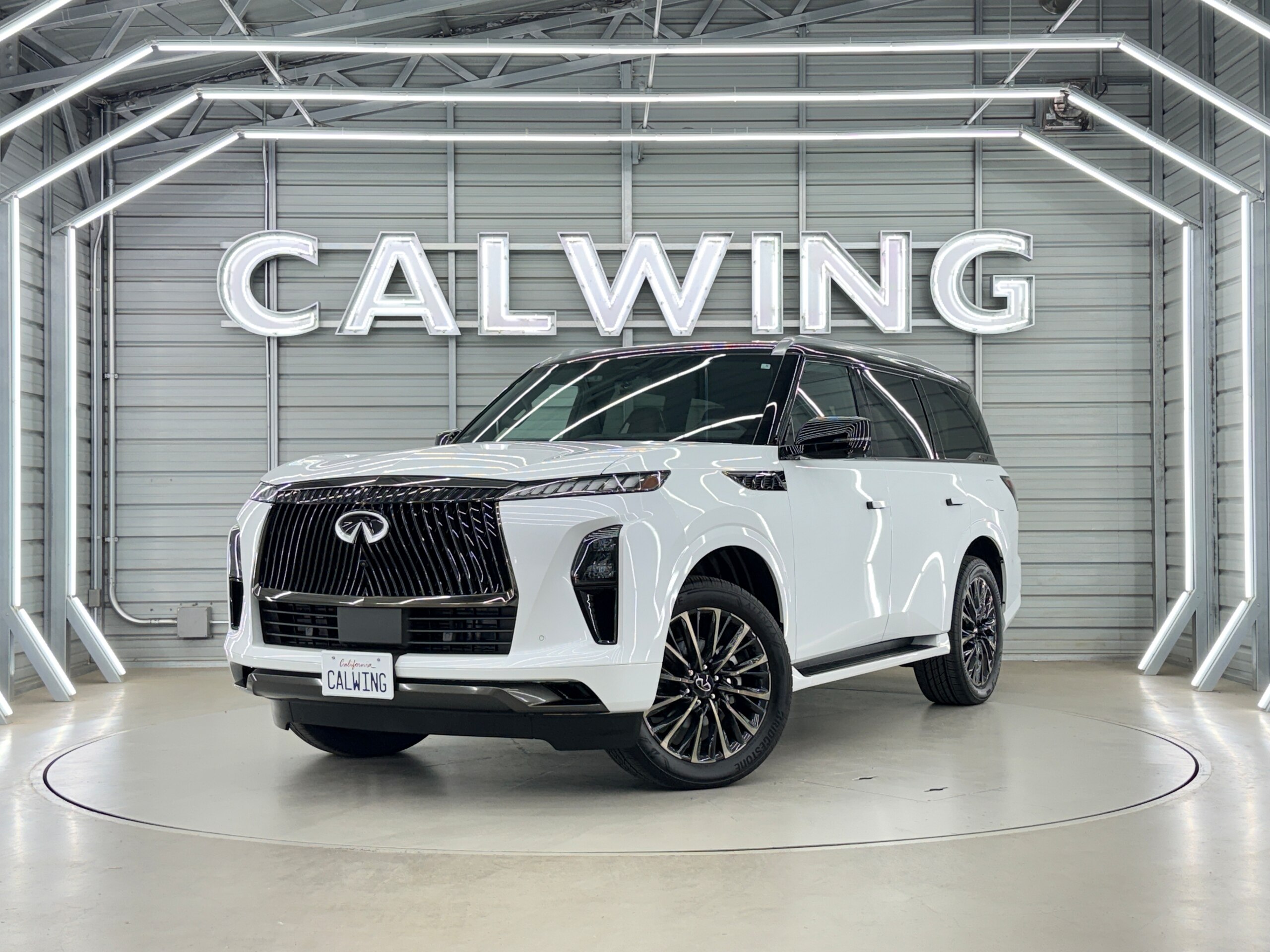2025 Infiniti QX80 - 2025 إنفينيتي QX80