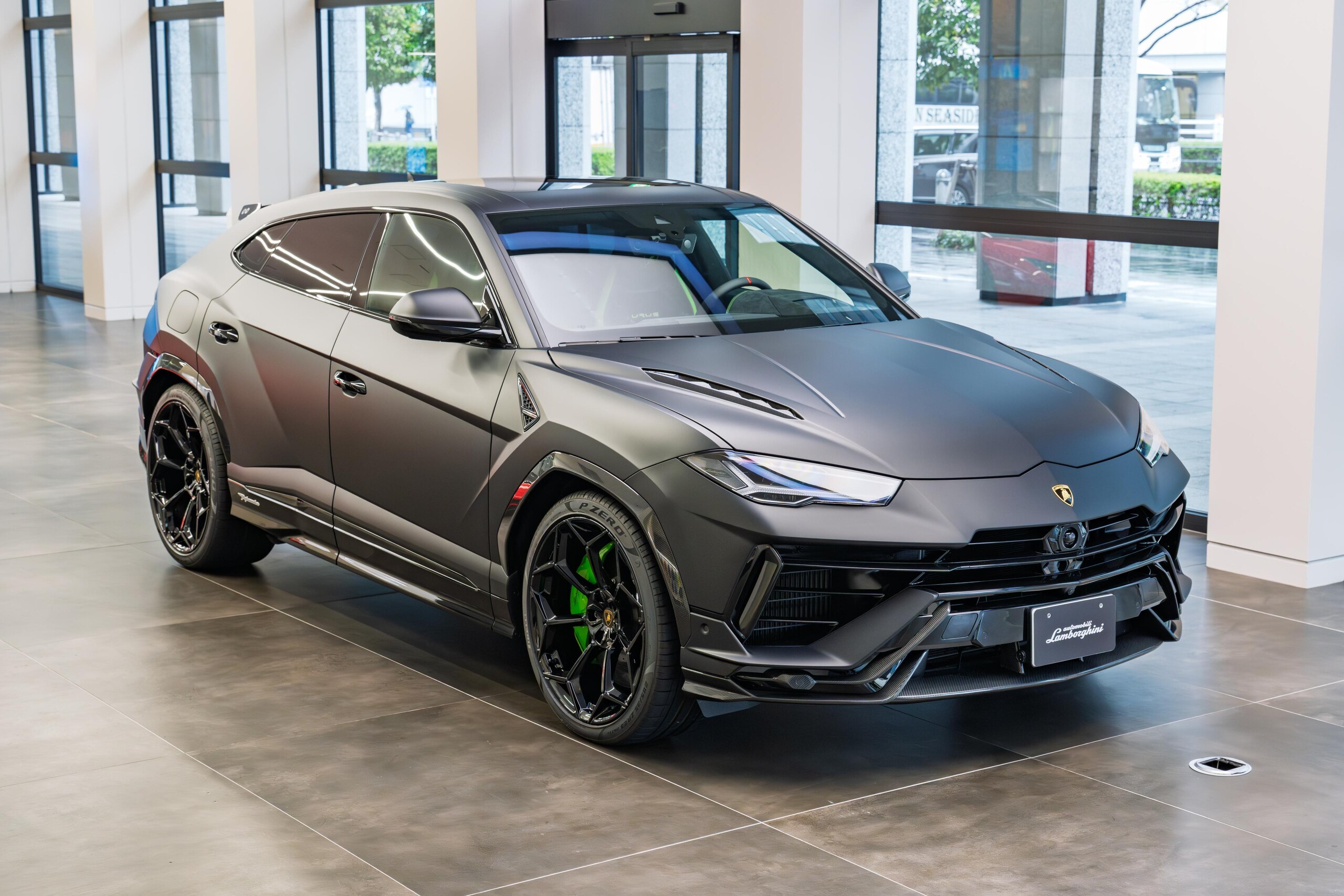 2025 Lamborghini Urus