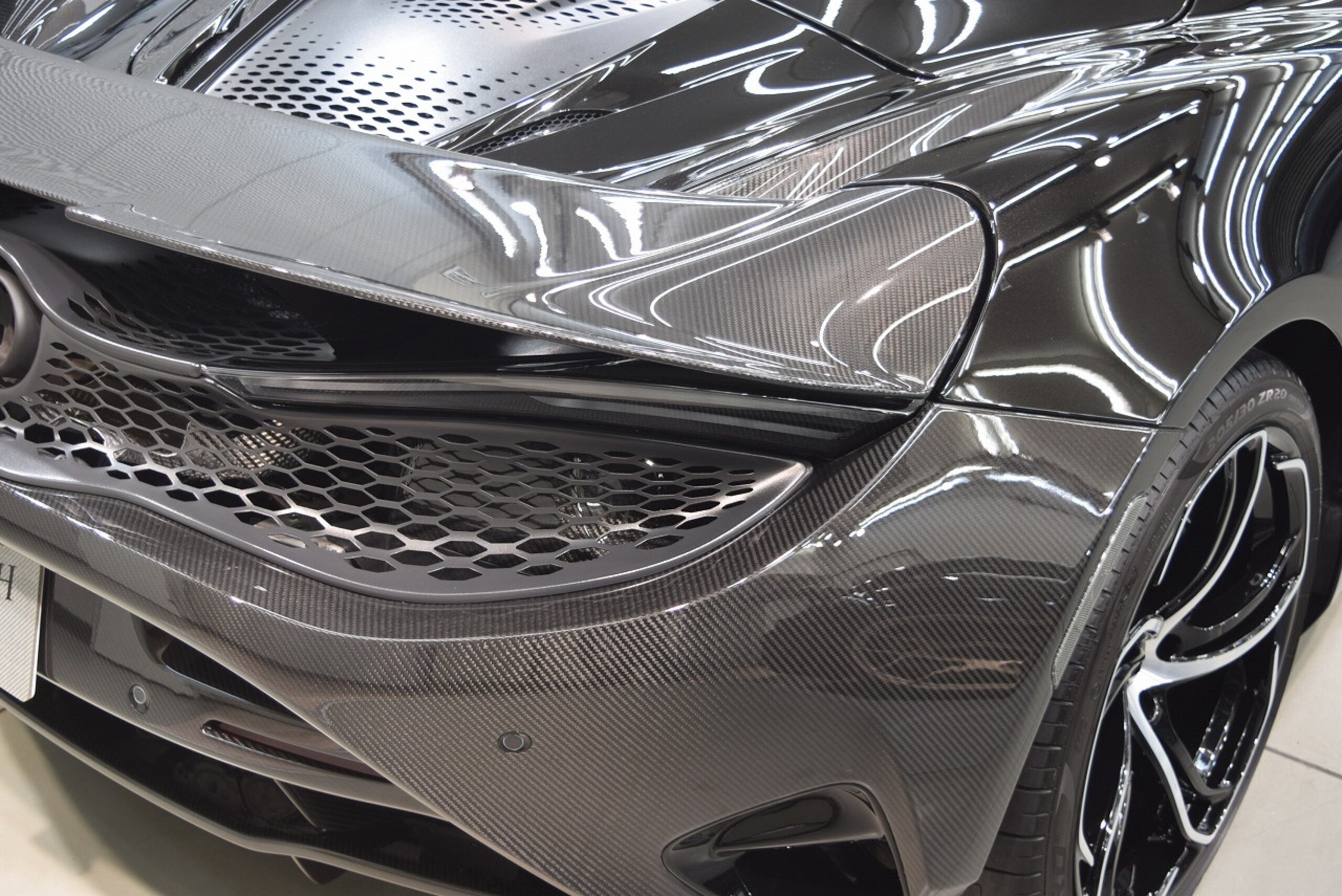2025 McLaren 750SSpider - マクラーレン 750Sスパイダー 4.0 輸出前提Ok/OP1860/内外装フルカーボン/エレクトロニックルーフ/レザーステアリング/ボクスター・ケイマン専門店/軽井沢