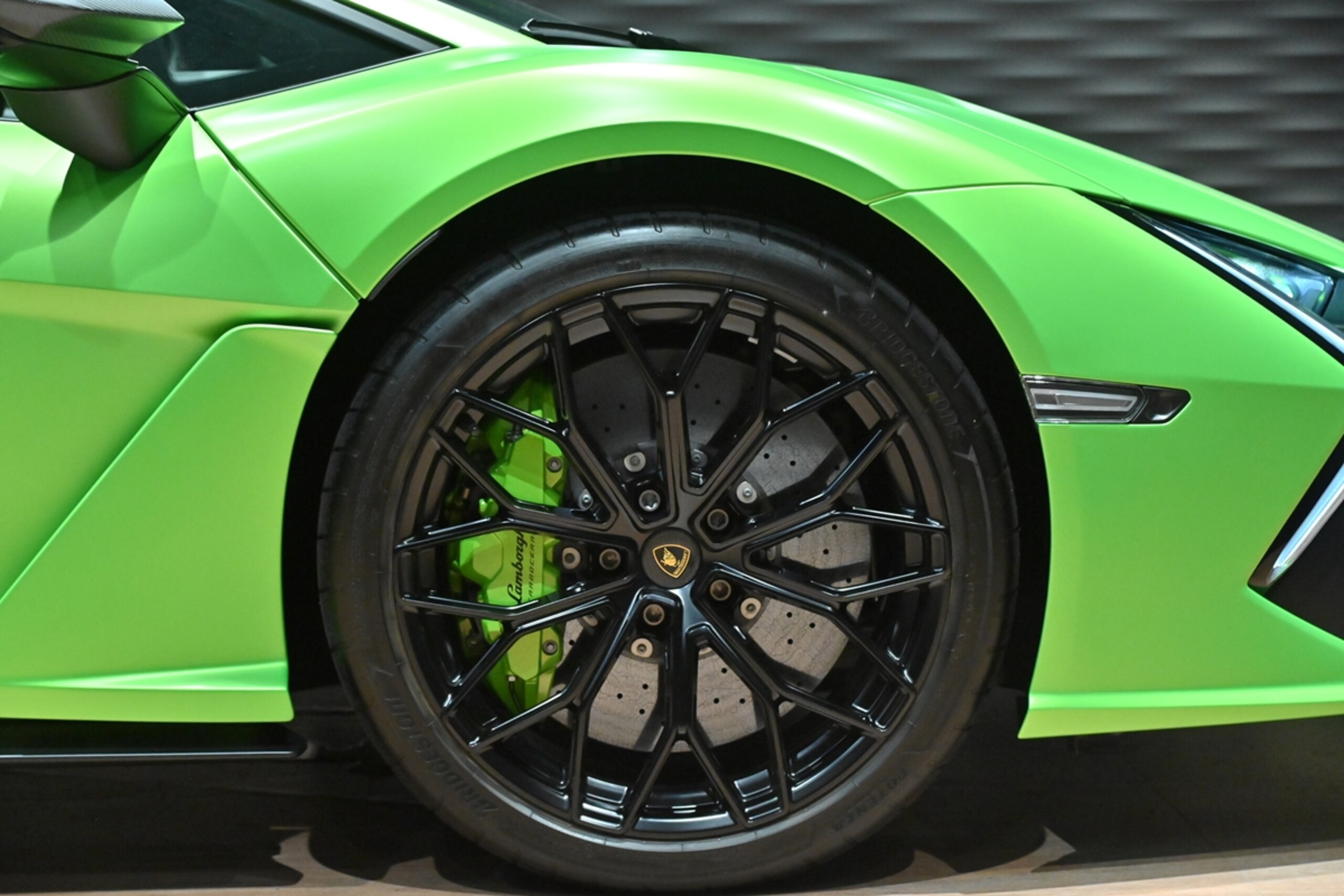 2025 Lamborghini Revuelto - 2025 لامبورغيني Revuelto