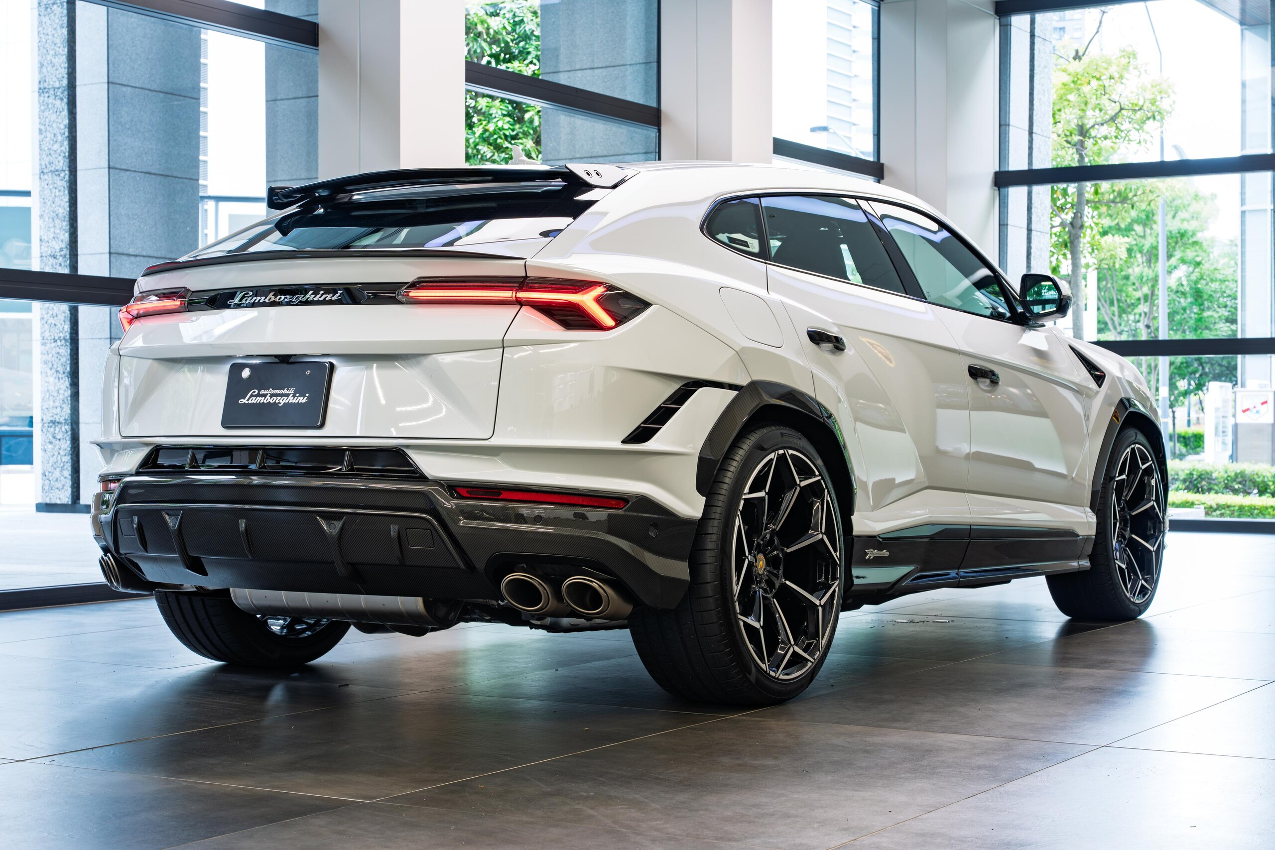 2025 Lamborghini Urus - 2025 لامبورغيني Urus
