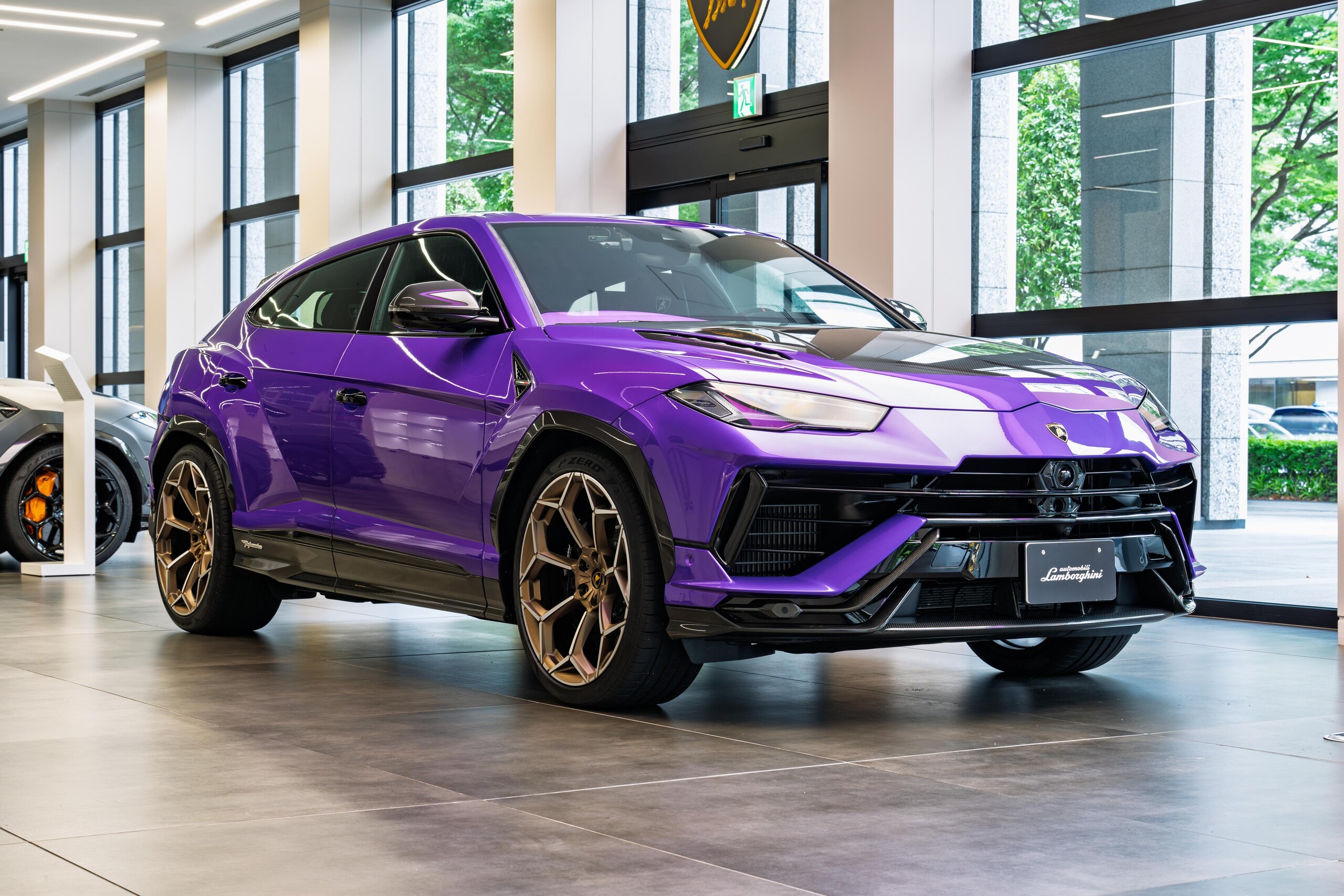 2025 Lamborghini Urus - ランボルギーニ ウルス ペルフォルマンテ 4WD Viola Pasifae