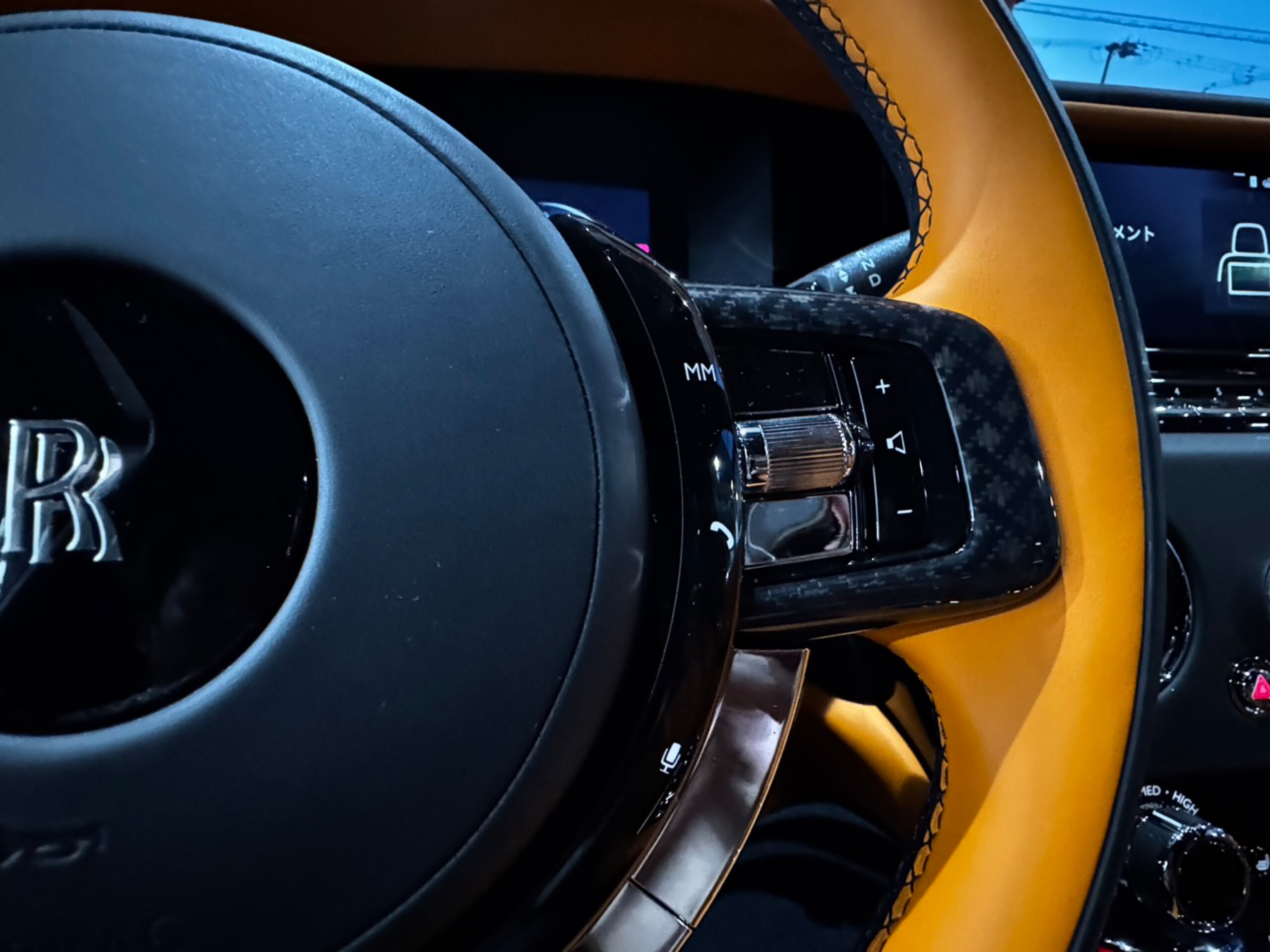 2025 Rolls-Royce Black Badge Cullinan - ロールスロイス ブラックバッジカリナン 6.75 4WD Black Badge Cullinan Series2・Shooting Star Headliner・23インチBlack Badge Wheels・Bespoke Interior-Module Editing・Rear Theatre Configuration