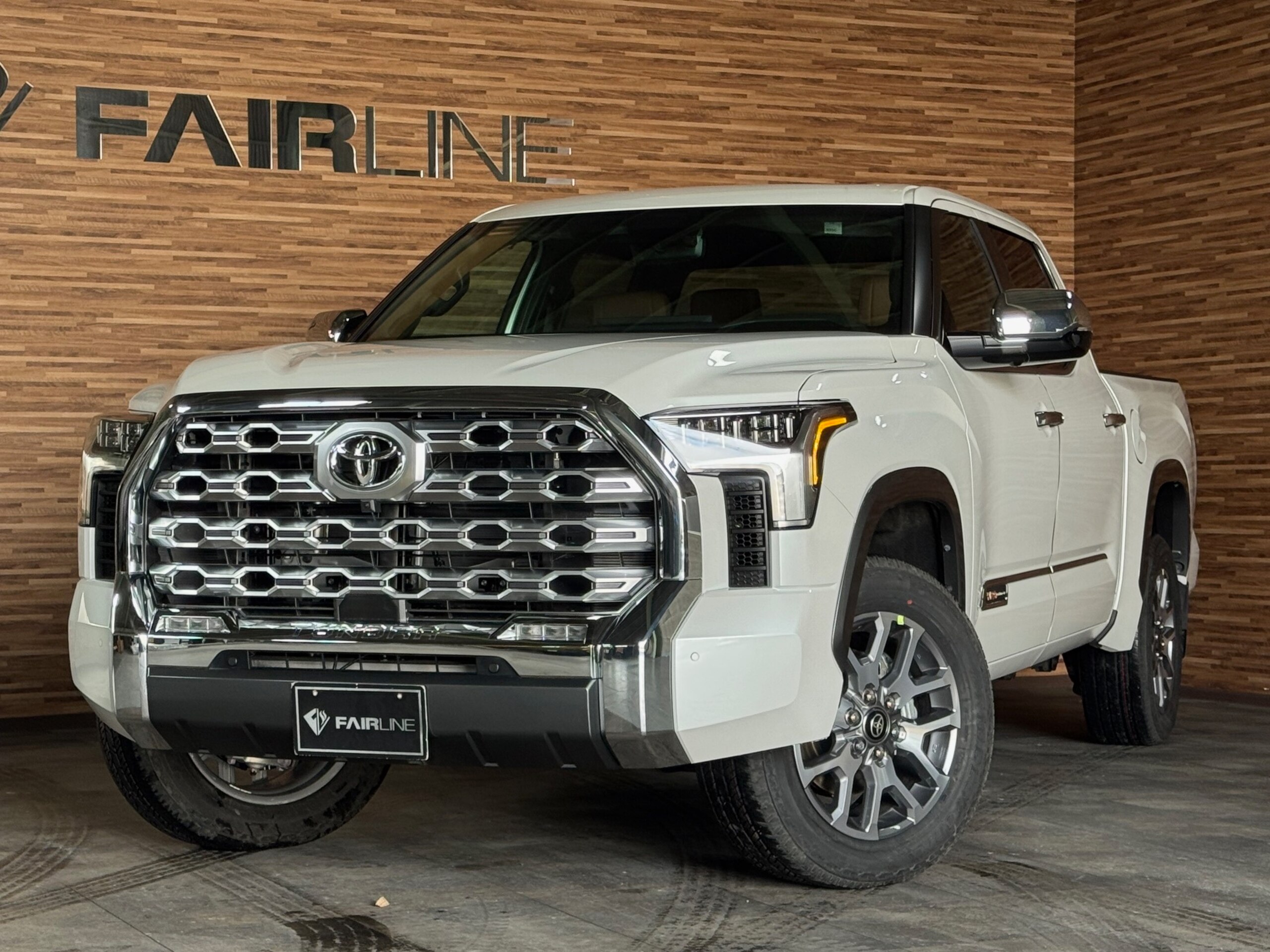 2026 Toyota Tundra - 米国トヨタ タンドラ クルーマックス 1794ED 4WD 2026年モデル 1794専用プレス電動開閉ゲート 14インチディスプレイオーディオ 12インチ液晶メーター パノラマルーフ ステアリングヒーター シートヒーター&ベンチレーション マッサージシート 4眼LEDライト
