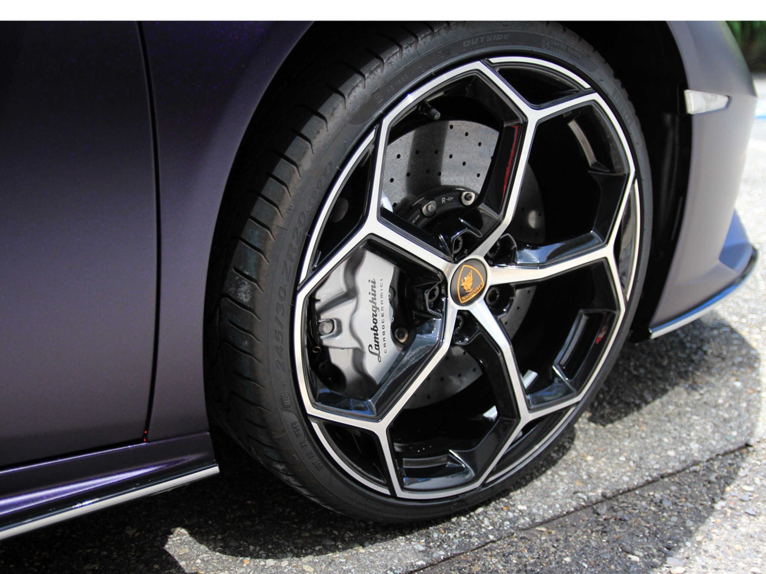 2024 Lamborghini HuracanSpider - ランボルギーニ ウラカンスパイダー EVO (LDF) 4WD スパイダー/V10/NA/4WD/左ハンドル/オープンカー/可変バルブ/カーボンセラミック/カーボンバケット/フロントリフト/Arancio Xanto/パープルラッピング/スーパーカー