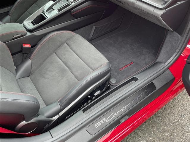 2025 PORSCHE 911/992SM2