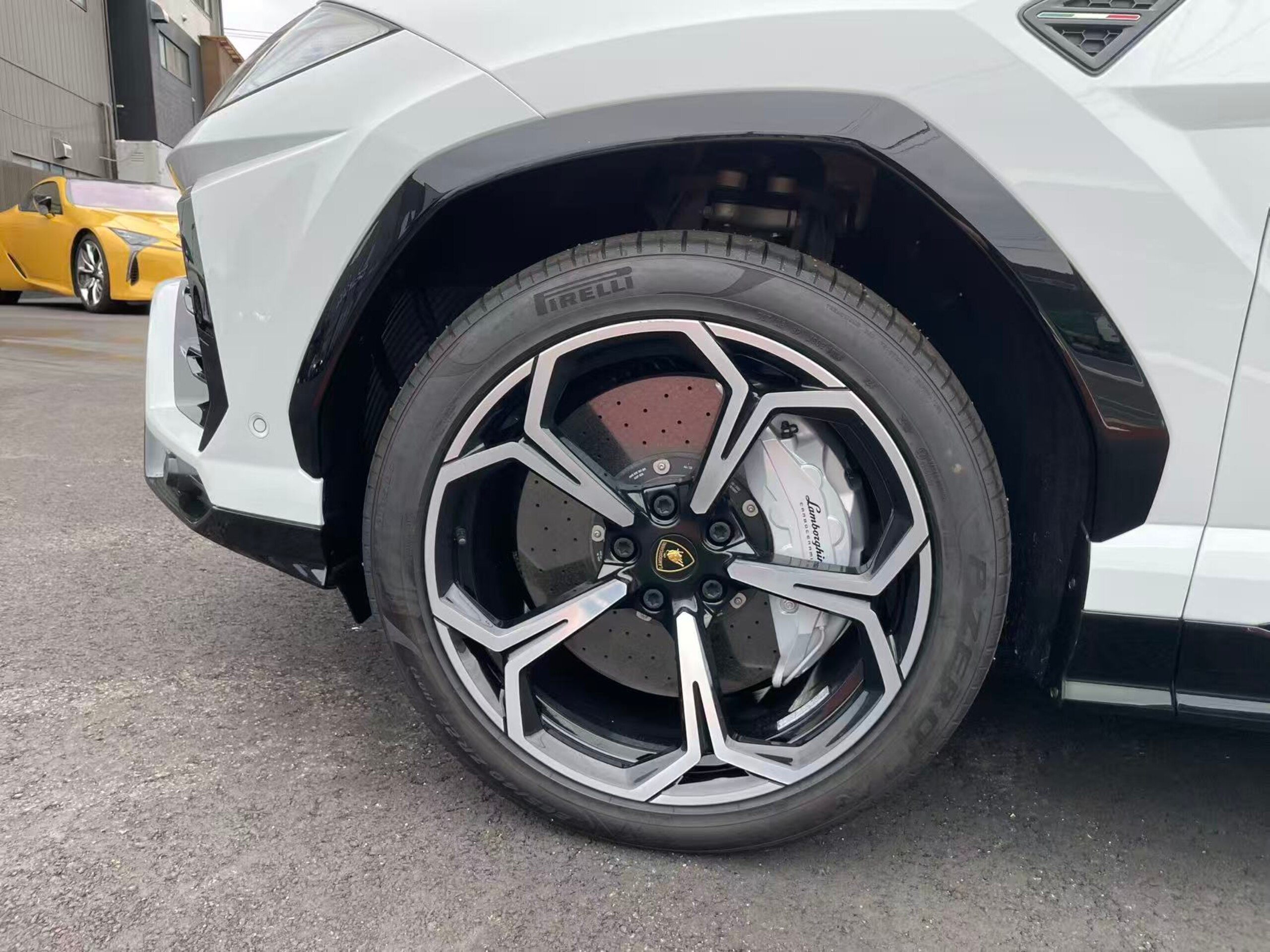 2022 Lamborghini Urus - 2022 لامبورغيني Urus