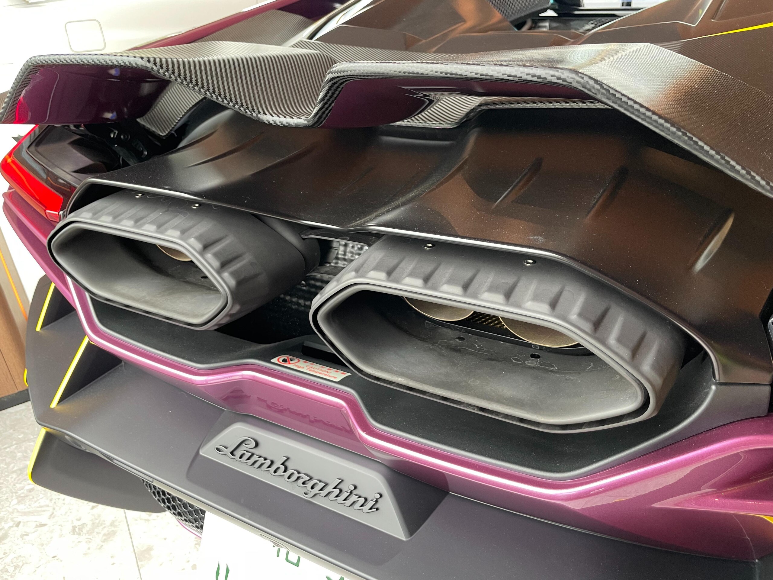 2025 Lamborghini Revuelto - 2025 لامبورغيني Revuelto