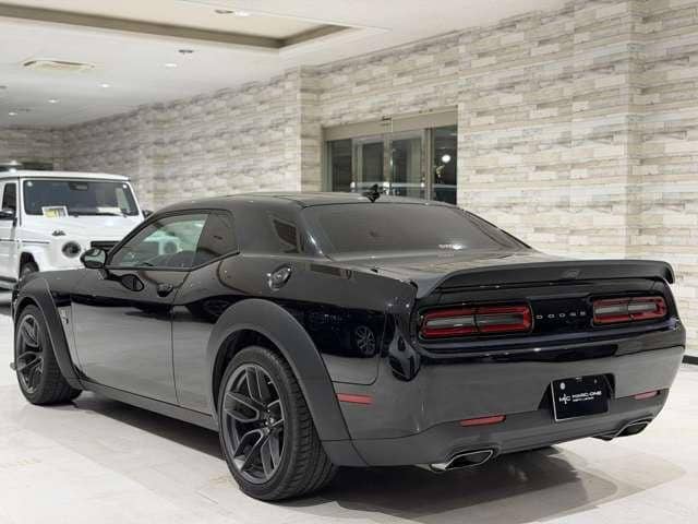2022 DODGE CHALLENGER/FUMEI - 2022 دودج Challenger