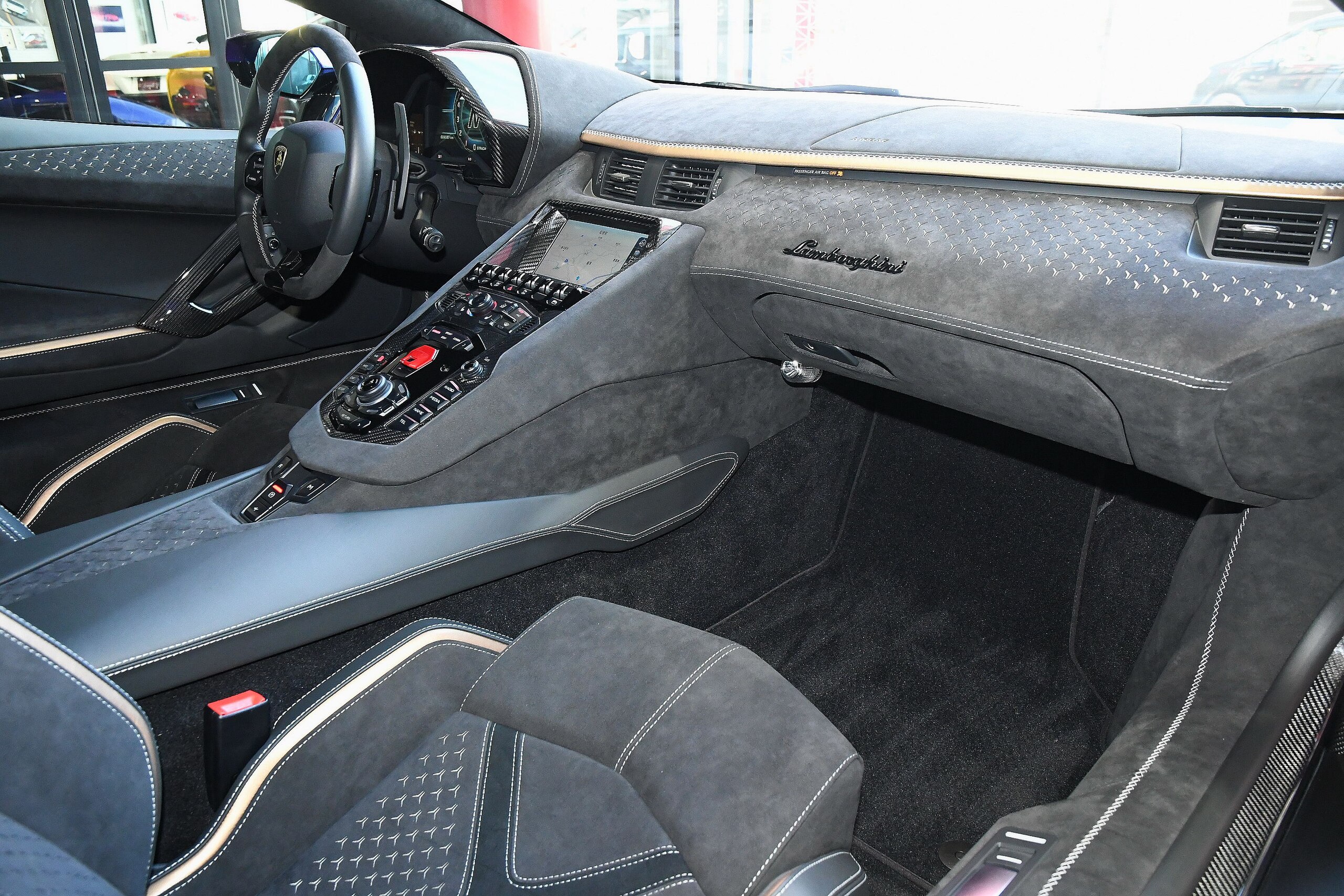 2022 Lamborghini Aventador