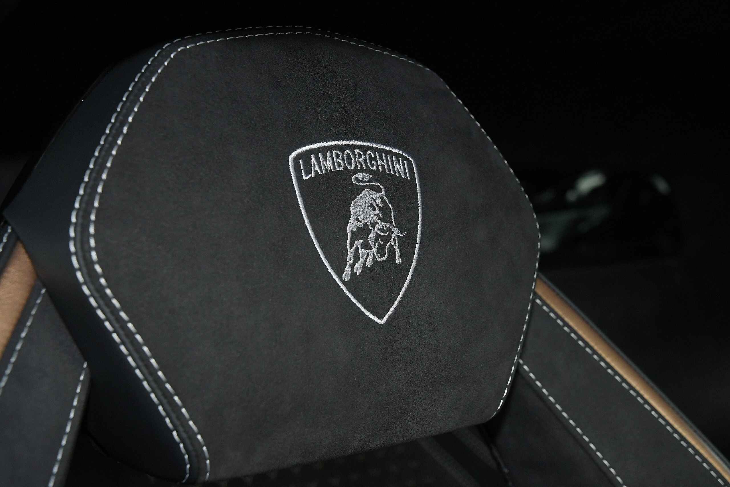 2022 Lamborghini Aventador