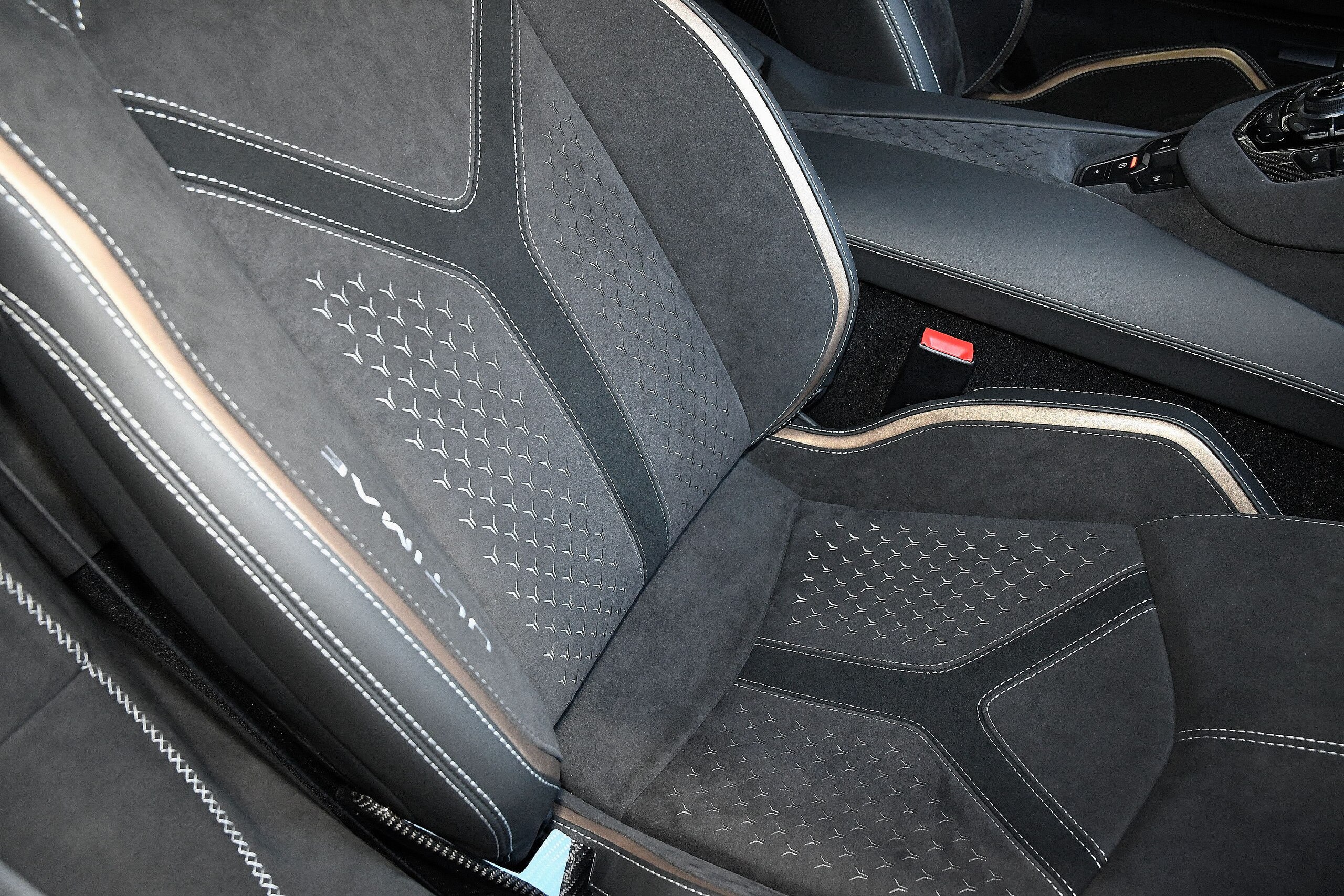 2022 Lamborghini Aventador