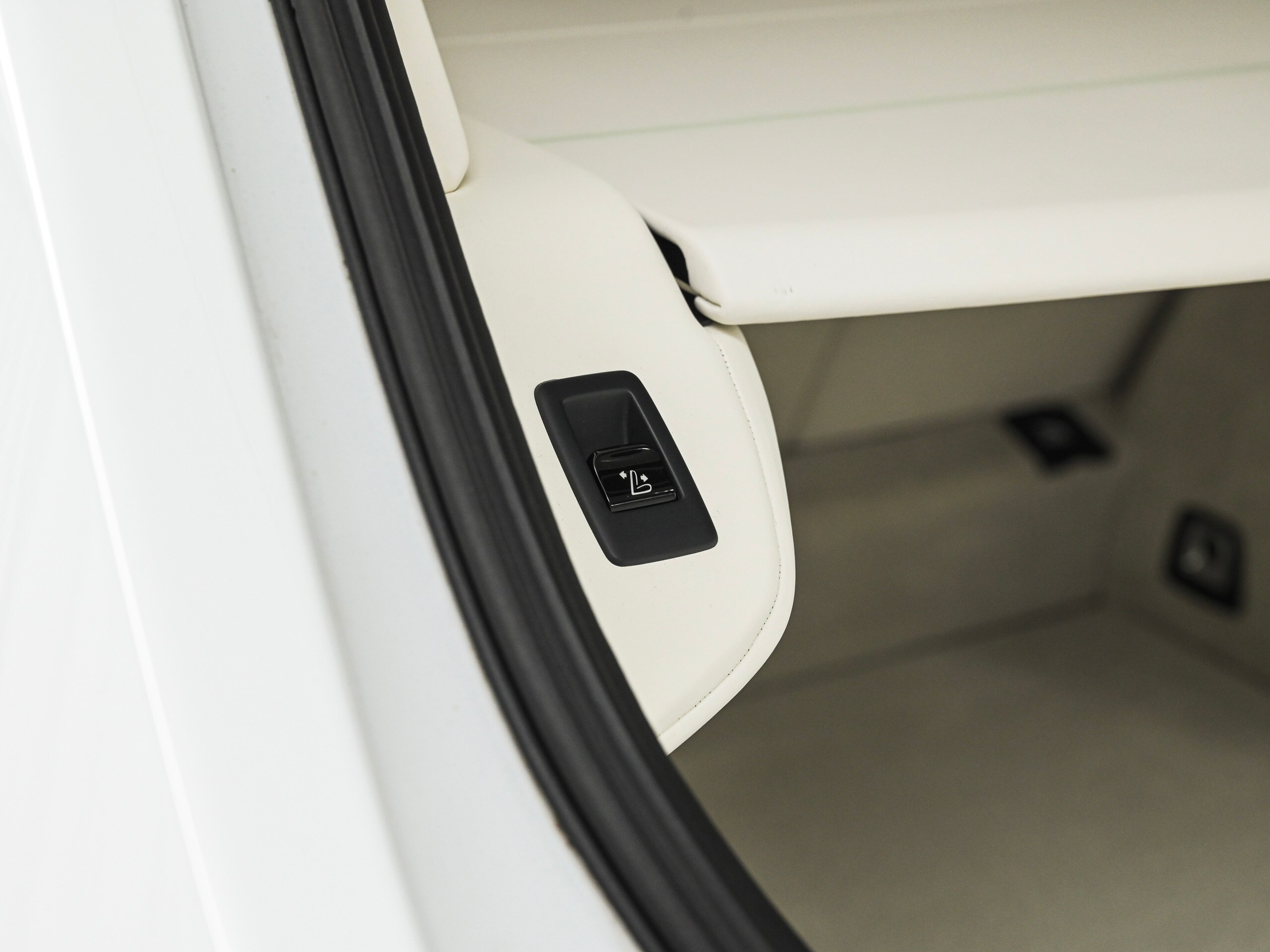 2023 Rolls-Royce Cullinan - ロールスロイス カリナン 6.75 4WD 2023モデル Cullinan