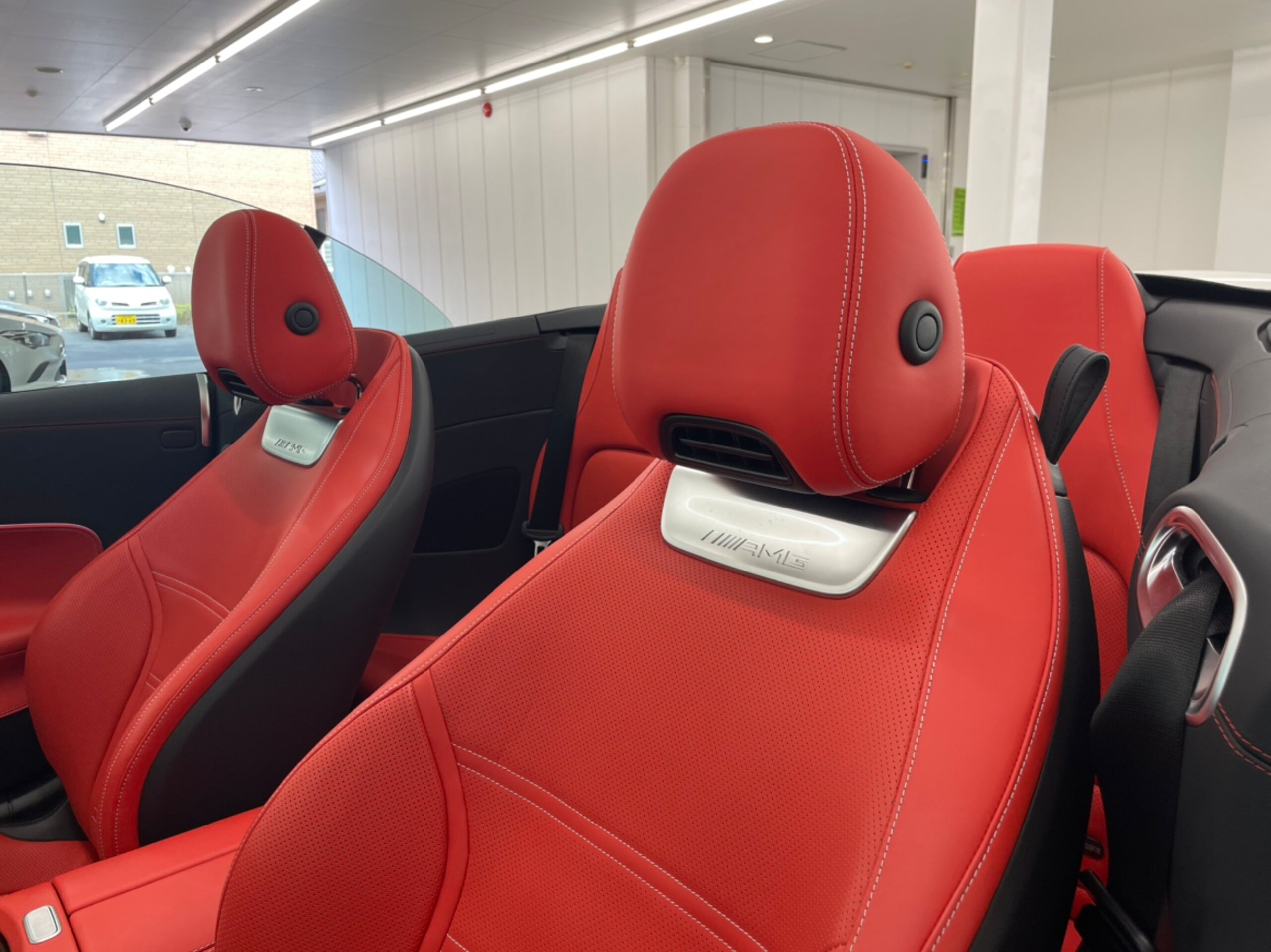 2023 Mercedes-AMG SLClass - メルセデスＡＭＧ SLクラス SL 43 (BSG搭載モデル) 赤レザーシート/イエローブレーキキャリパー/ステアリングホイールヒーター/ヘッドアップディスプレイ/360度カメラ/Burumesterサラウンドサウンドシステム/ヒーター付きベンチレーションシート/ドライブレコーダー