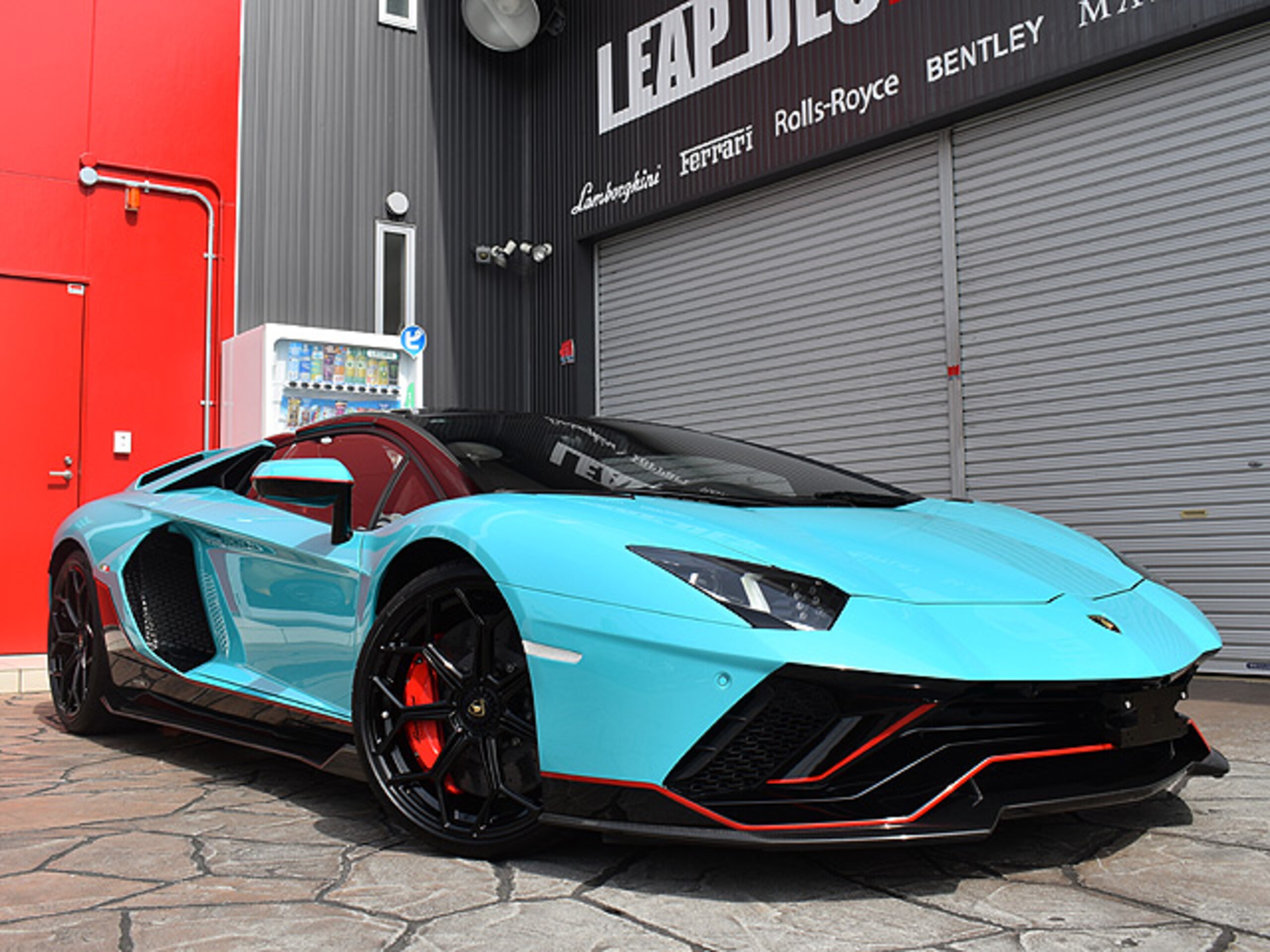 2022 Lamborghini Aventador Roadster