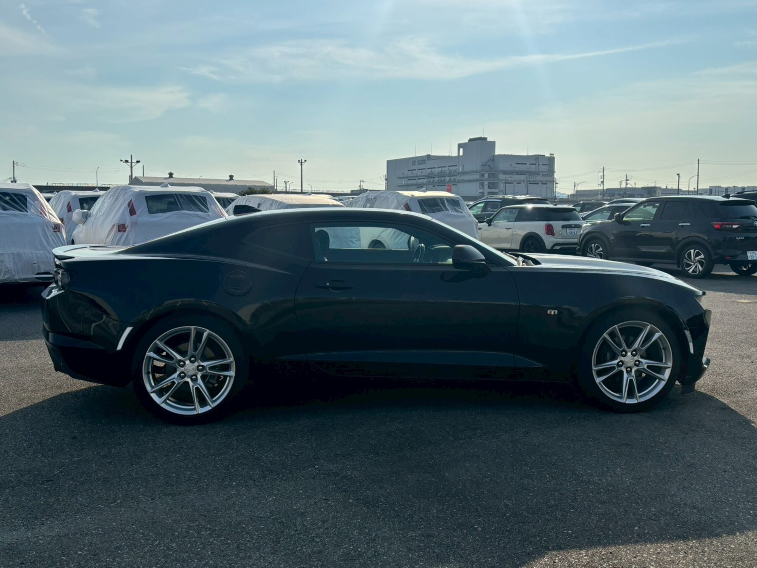 2023 Chevrolet Camaro - シボレー カマロ LT RS 黒赤革/シートヒーター/ベンチレーション/BOSEサウンド/デジタルインナーミラー/ヘッドアップディスプレイ/バックカメラ/Applecarplay/