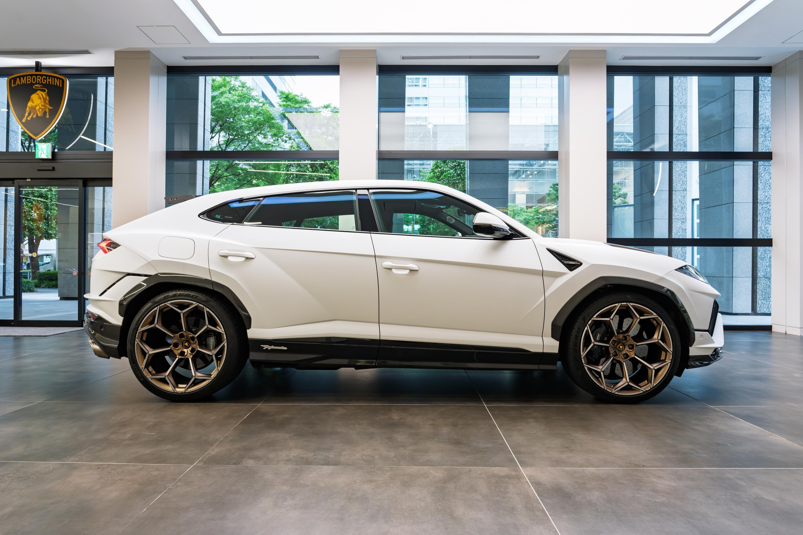 2024 Lamborghini Urus - ランボルギーニ ウルス ペルフォルマンテ 4WD Bianco Asopo Matt