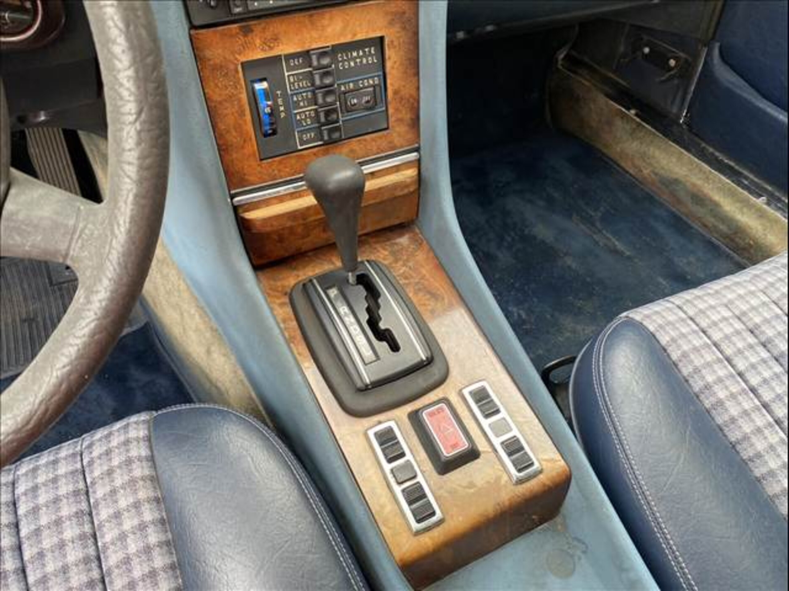 1981 Mercedes-Benz SLC