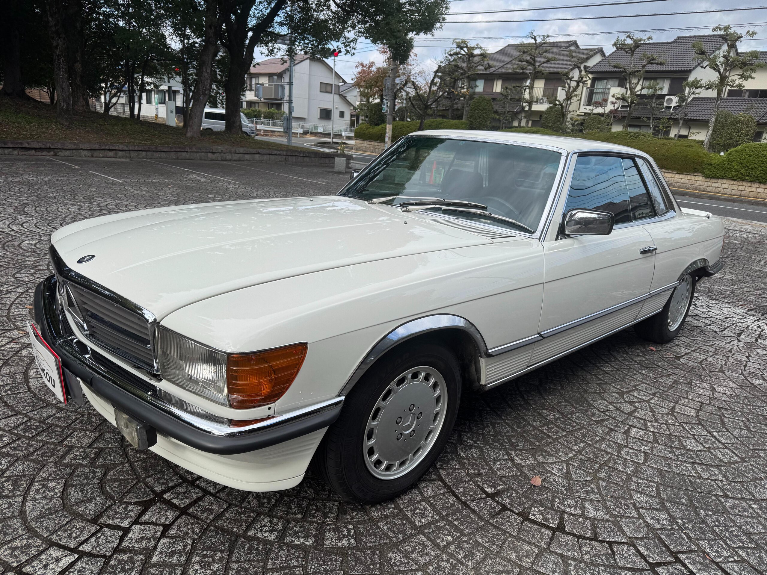 1981 Mercedes-Benz SLClass - メルセデス・ベンツ SLクラス 380SLC(C107) 純正ノーマル車・左ハンドル・ シート張替済み・サンルーフ