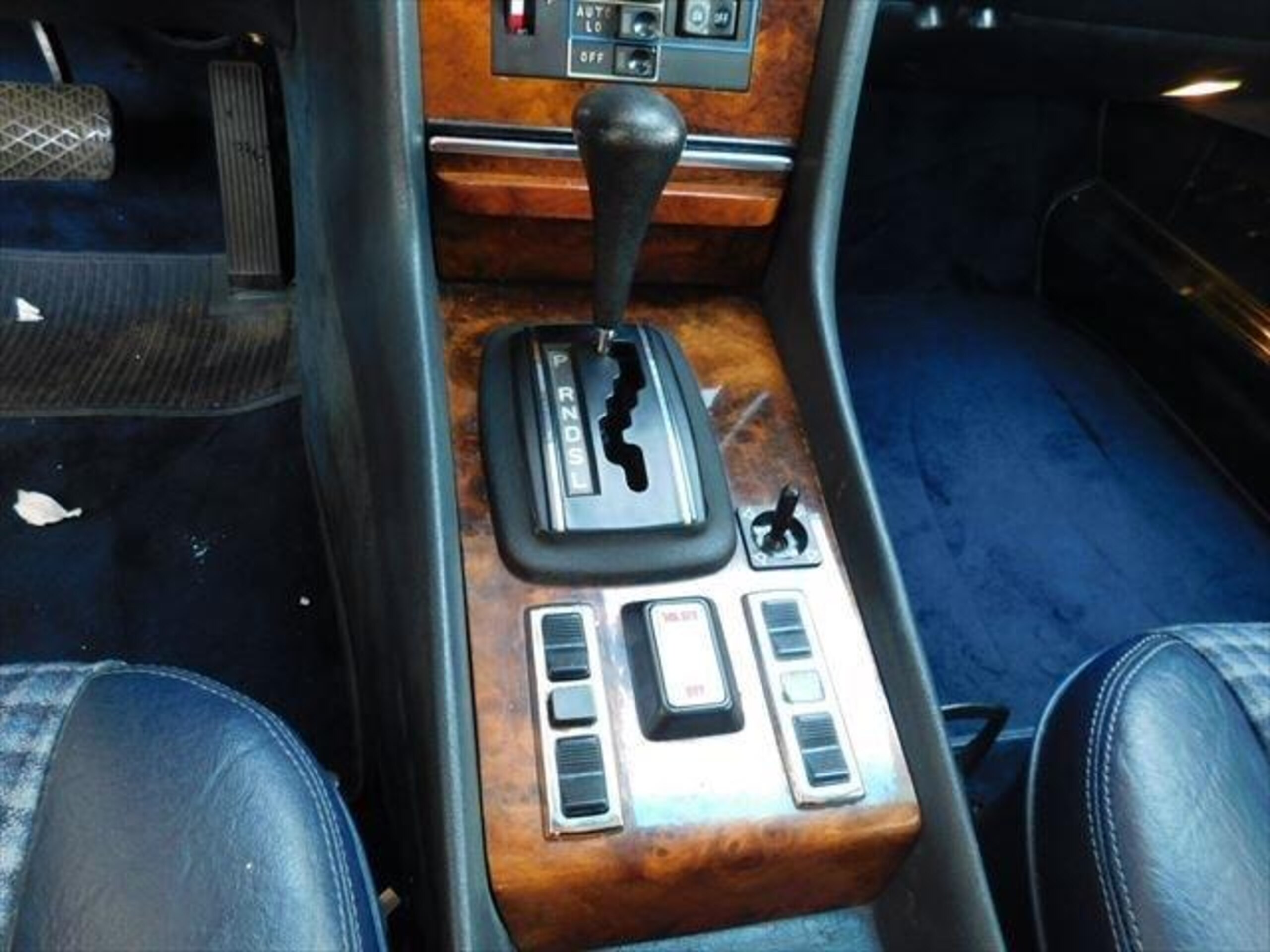 1981 Mercedes-Benz SLC - 1981 مرسيدس بنز SLC