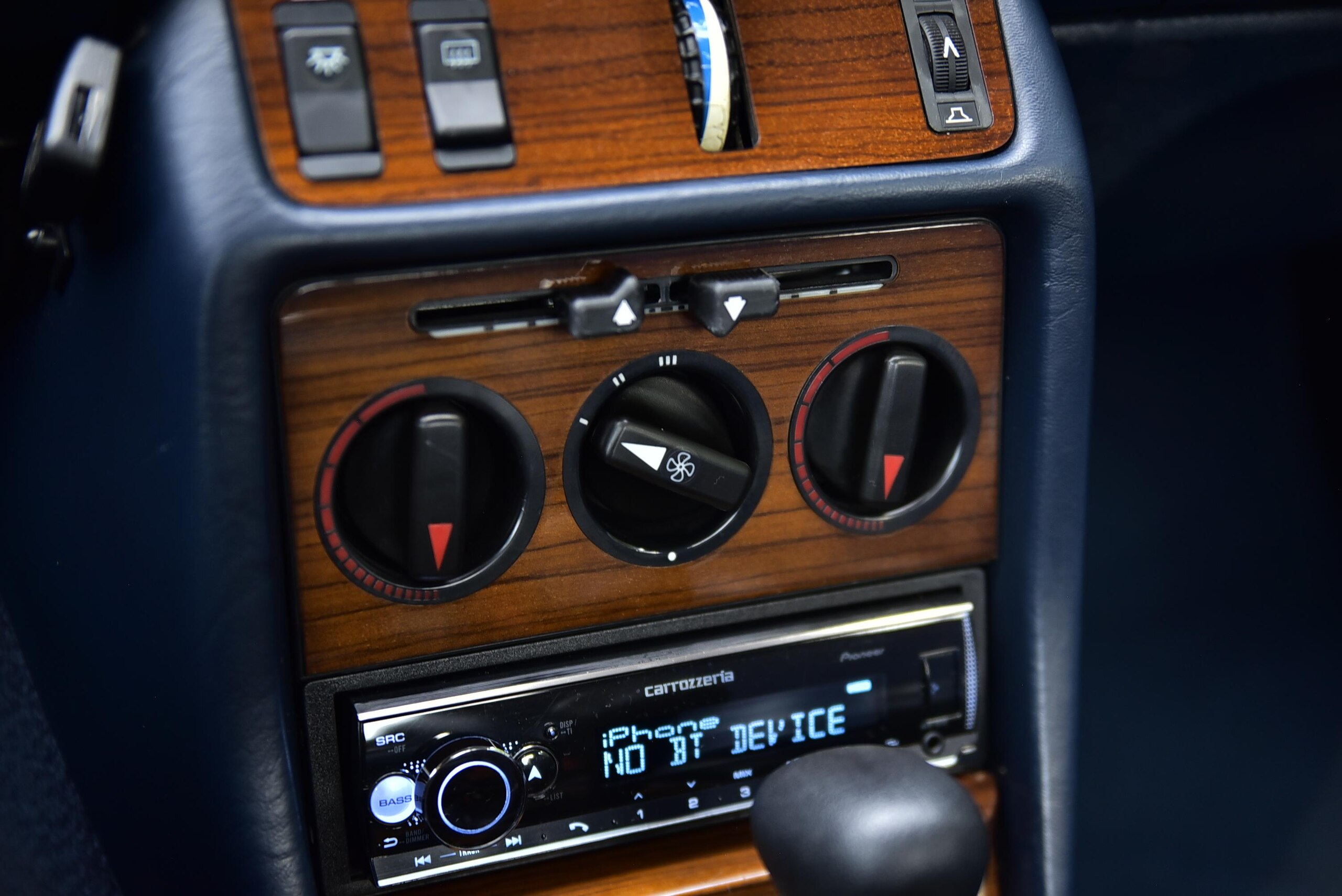 1982 Mercedes-Benz Medium Class Coupe - 1982 مرسيدس بنز Medium Class Coupe