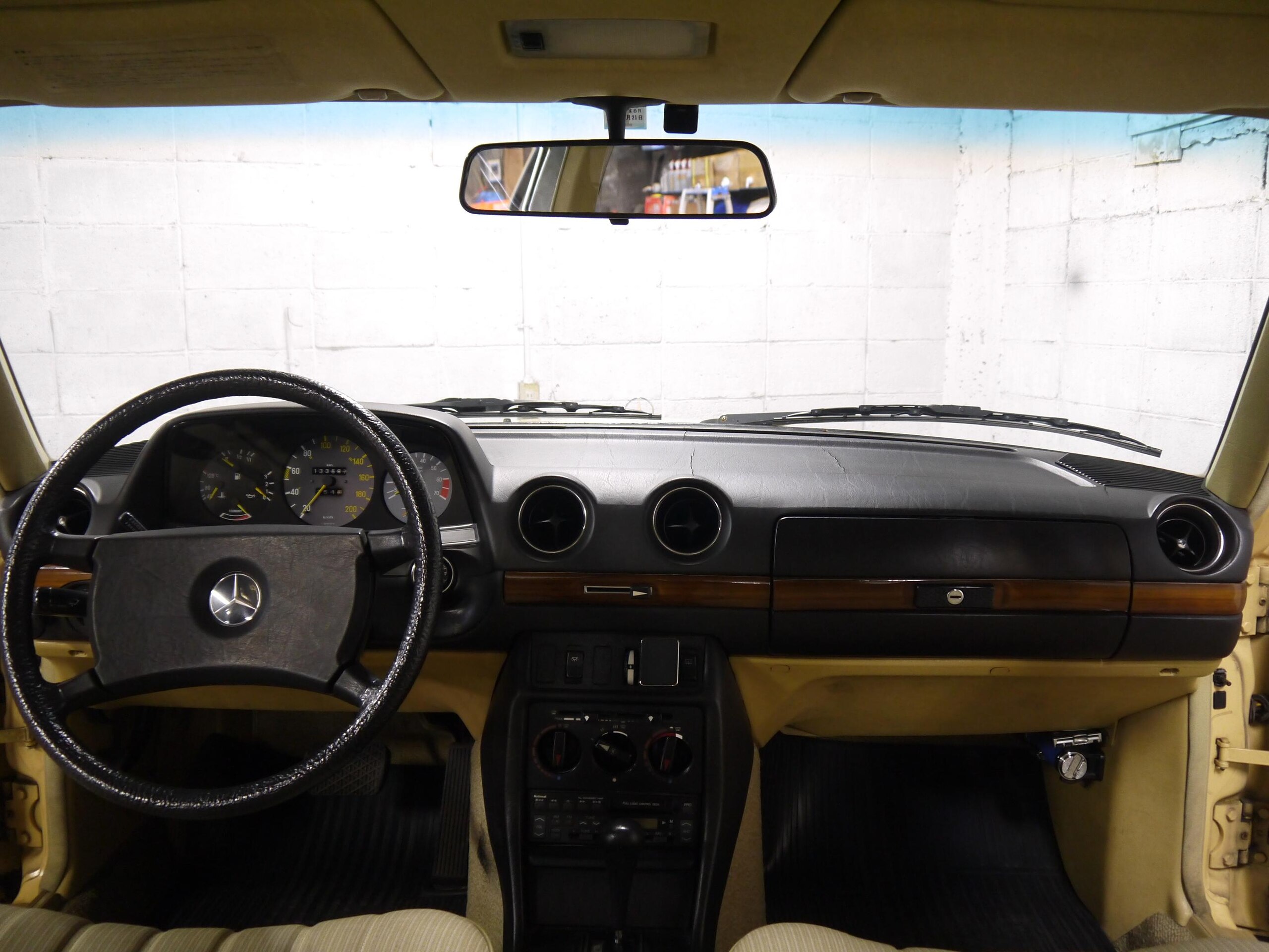 1983 Mercedes-Benz Medium Class - メルセデス・ベンツ ミディアムクラス 230E