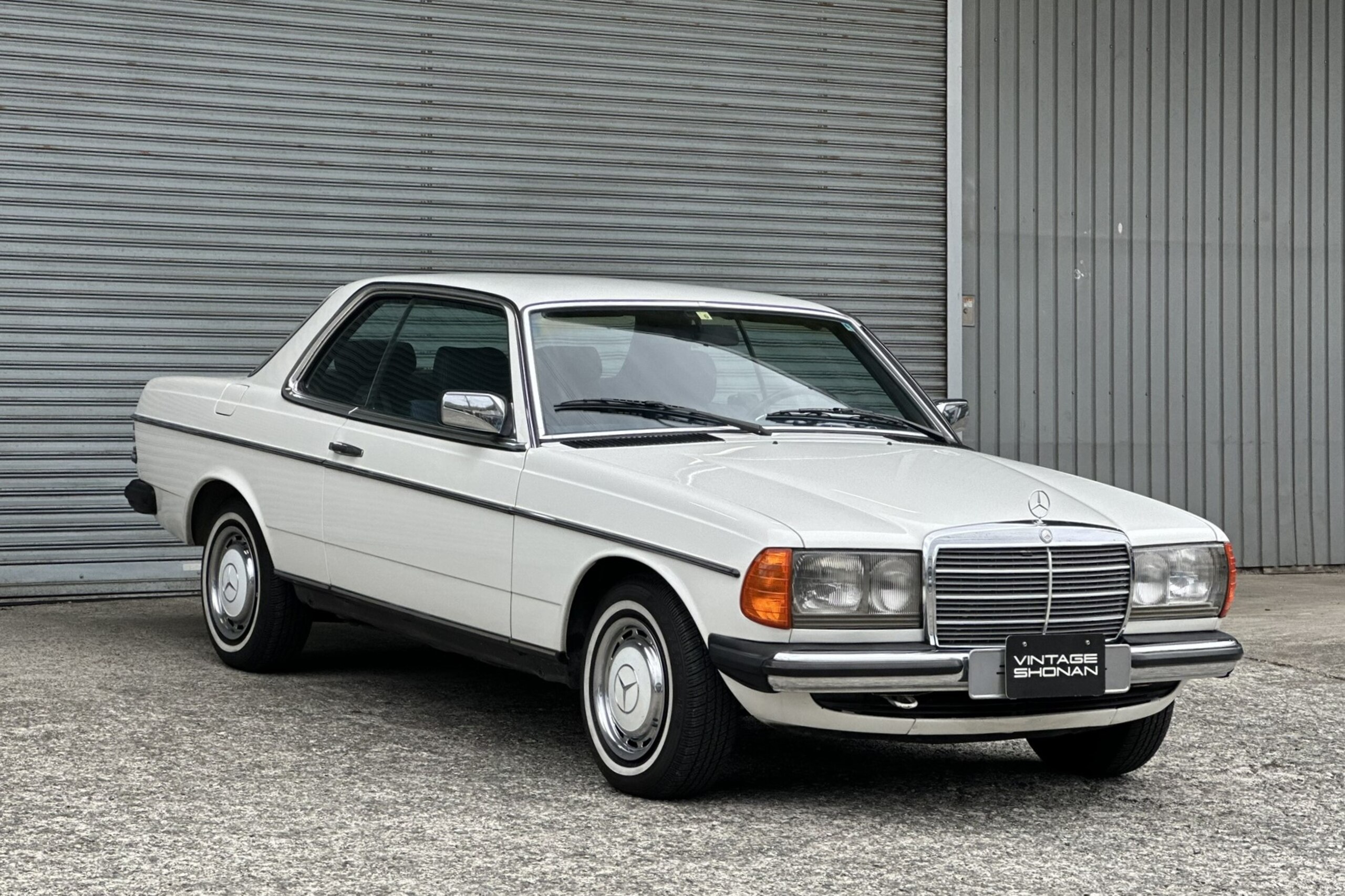 1984 Mercedes-Benz Medium Class Coupe - 1984 مرسيدس بنز Medium Class Coupe
