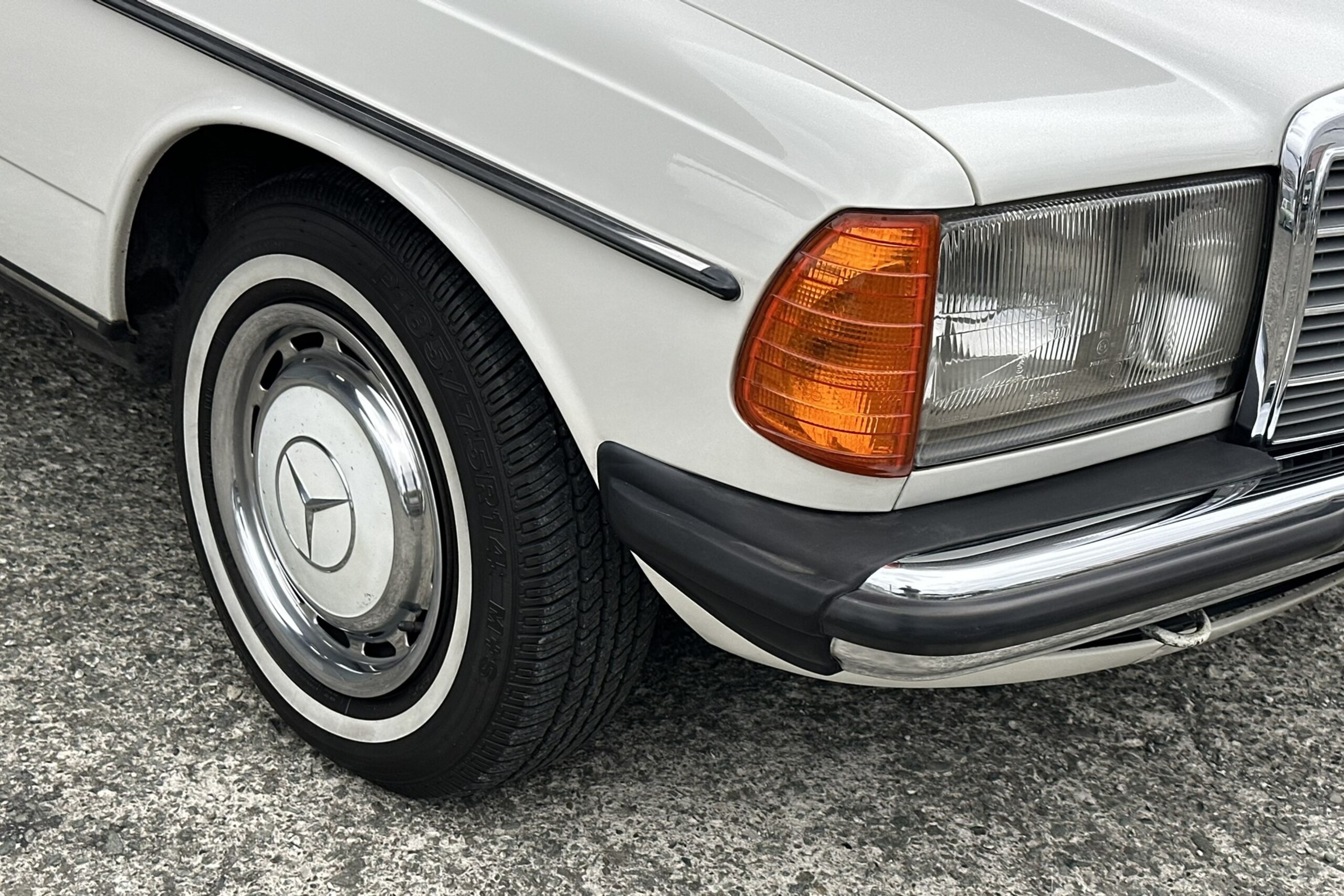 1984 Mercedes-Benz Medium Class Coupe - 1984 مرسيدس بنز Medium Class Coupe