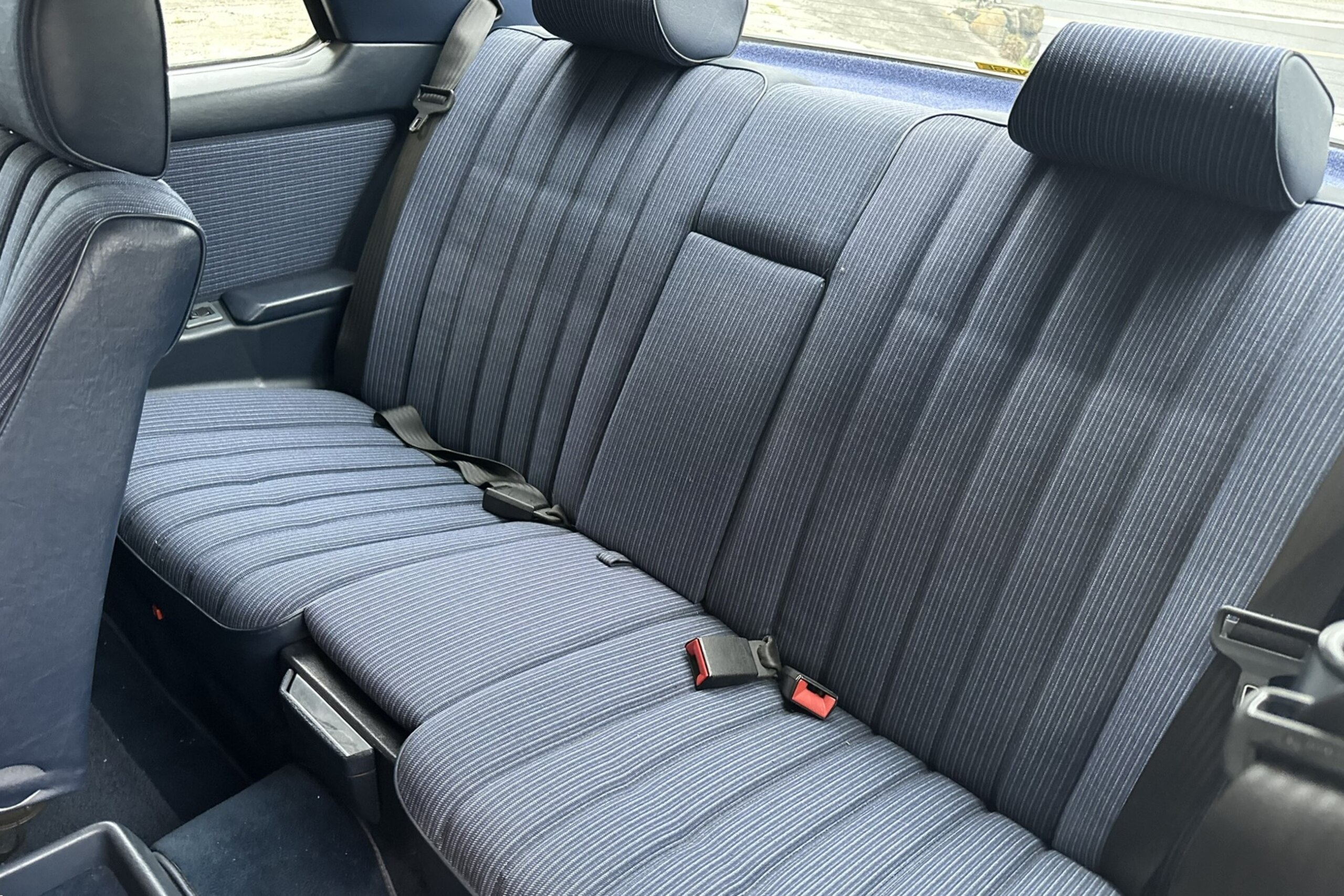 1984 Mercedes-Benz Medium Class Coupe - 1984 مرسيدس بنز Medium Class Coupe