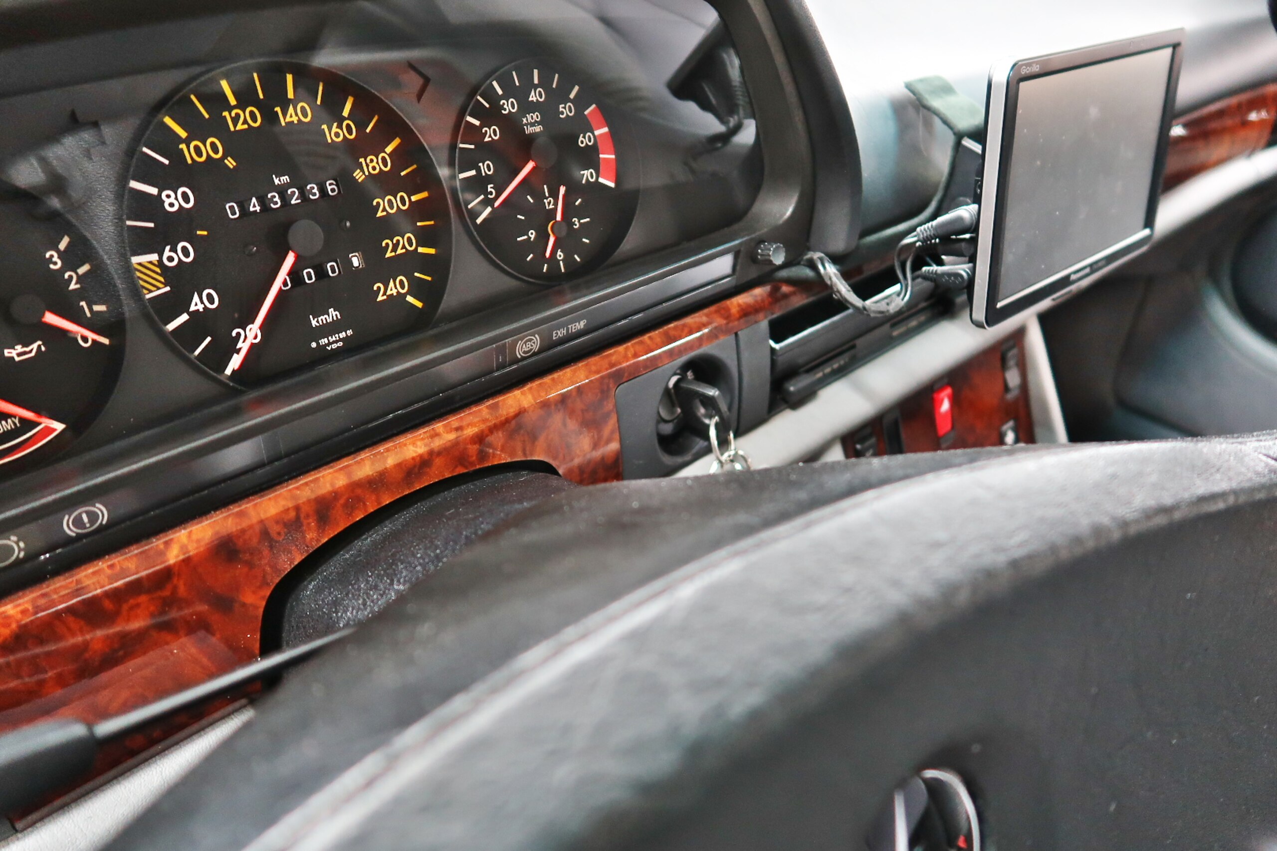 1985 Mercedes-Benz S-Class