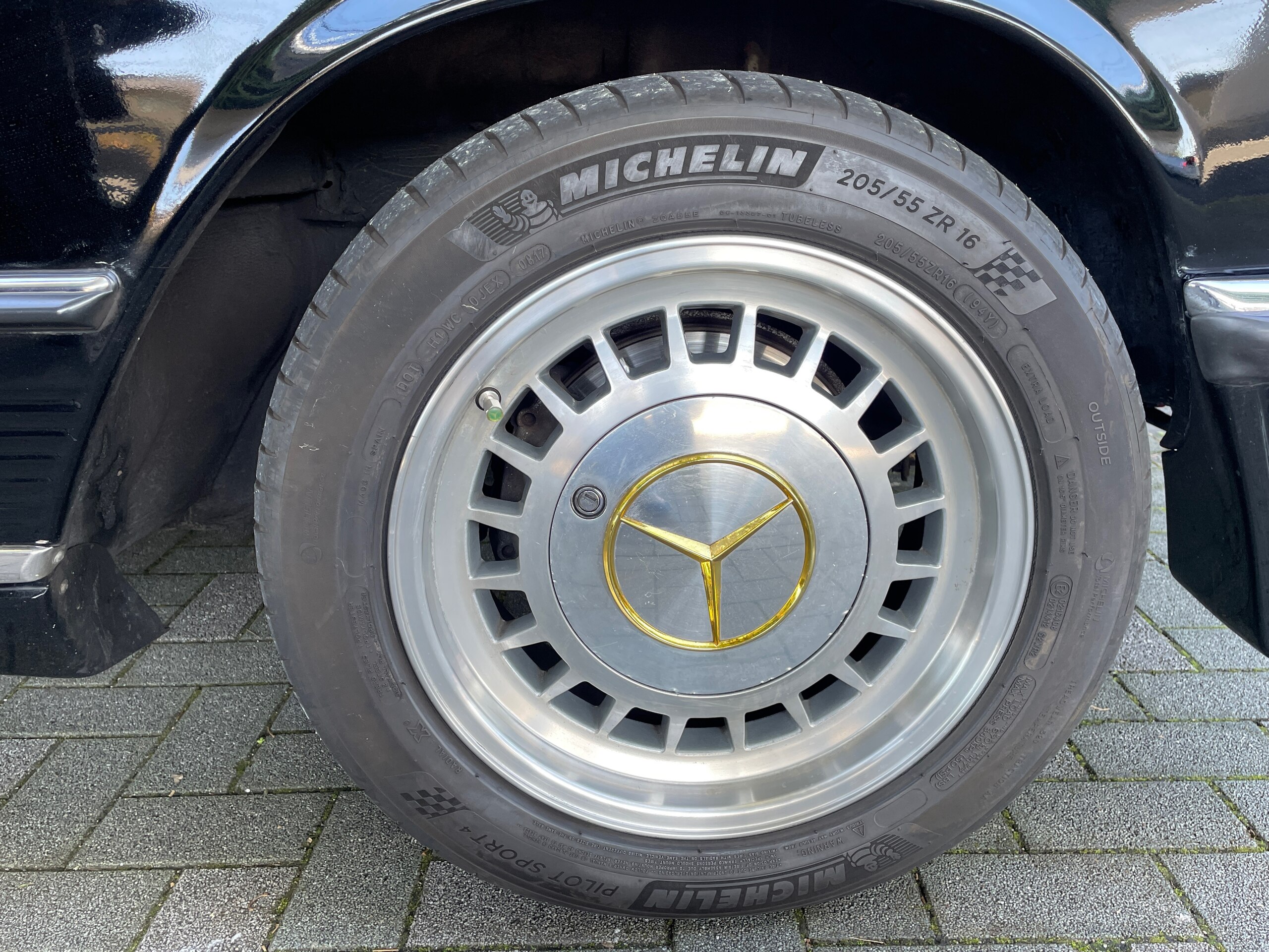 1986 Mercedes-Benz SLClass