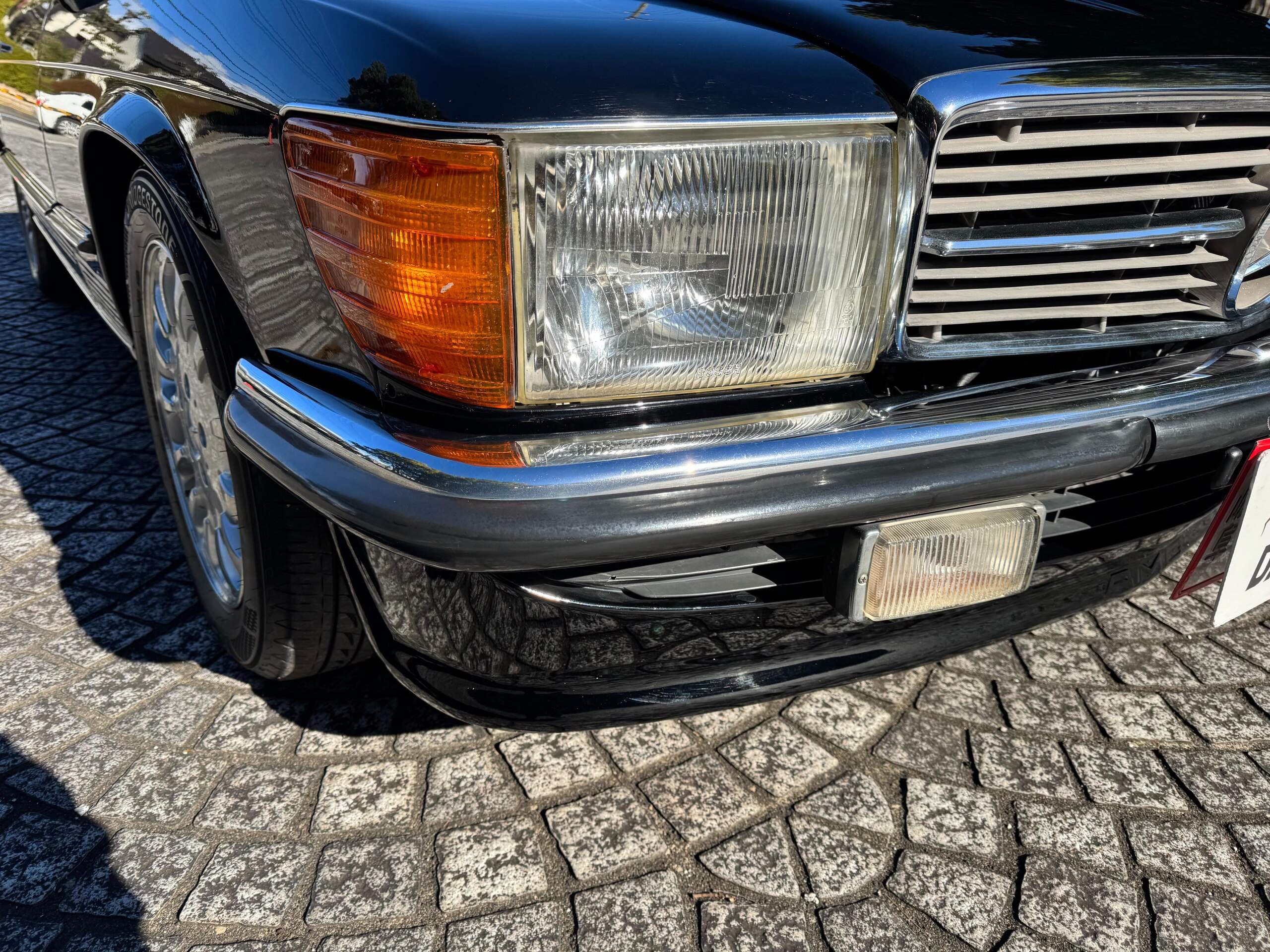 1987 Mercedes-Benz SLClass - メルセデス・ベンツ SLクラス 380SL(R107型) 黒ソフトトップ・ソフトトップ手動オープン・レカロ電動シート・ハードトップ取り外し・新車並行輸入