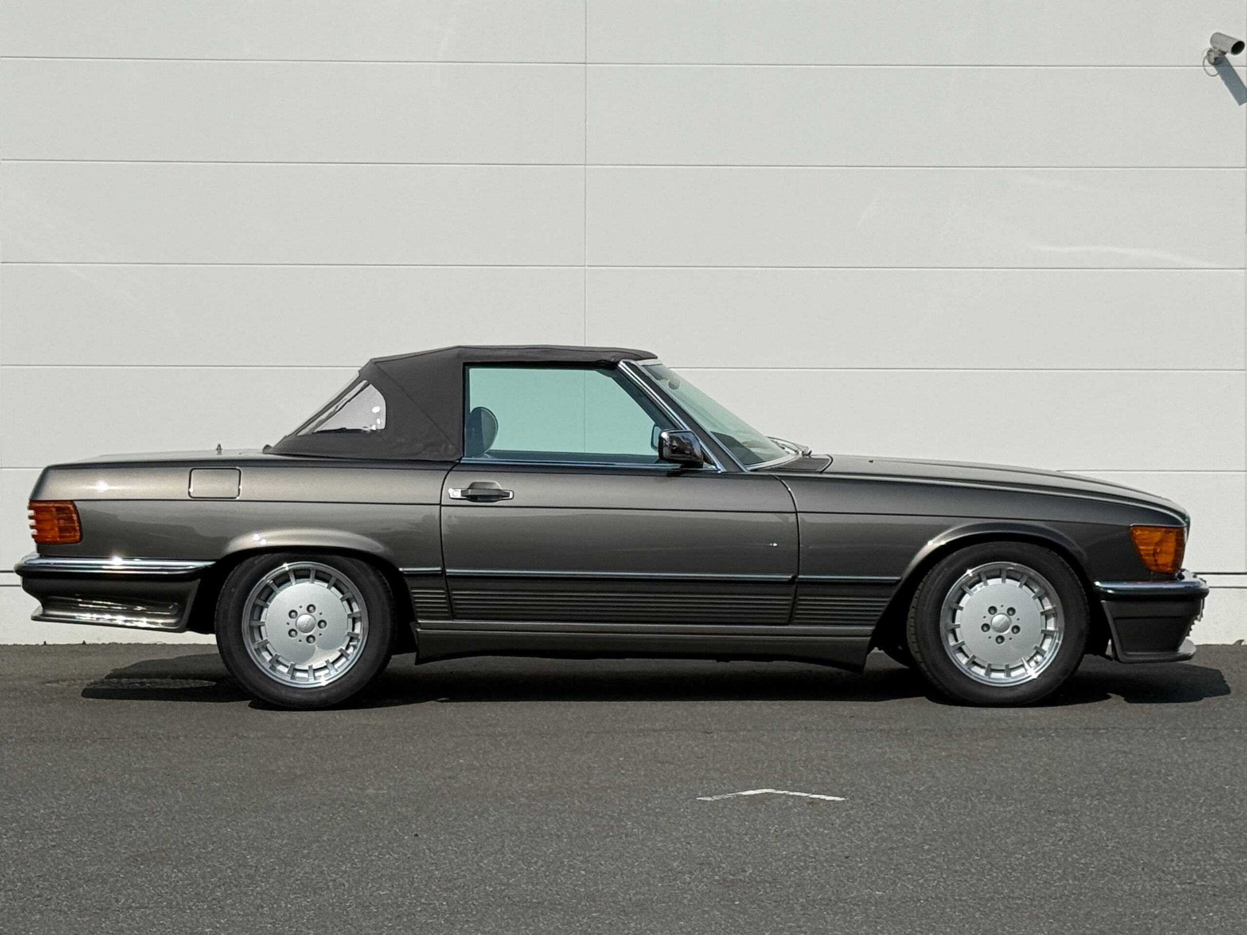 1988 Mercedes-Benz SLClass - 1988 مرسيدس بنز SLClass