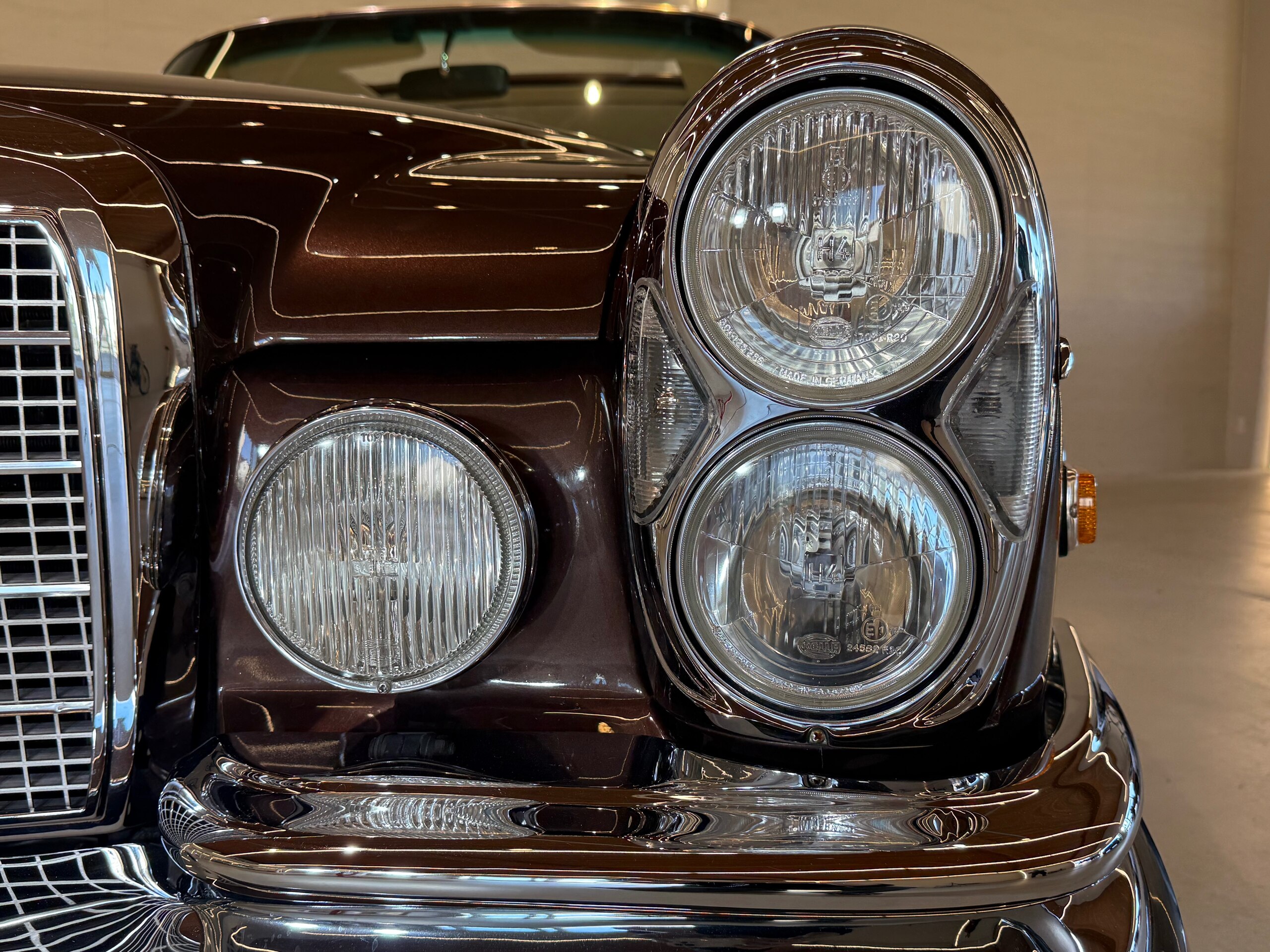 1989 Mercedes-Benz 280SE 3.5coupe - メルセデス・ベンツ 280SE 3.5coupe 280SE 1969 レストア車 ホワイトインテリア エアコン パワーステアリング SR ミシュランクラシックタイヤ リクロームメッキ