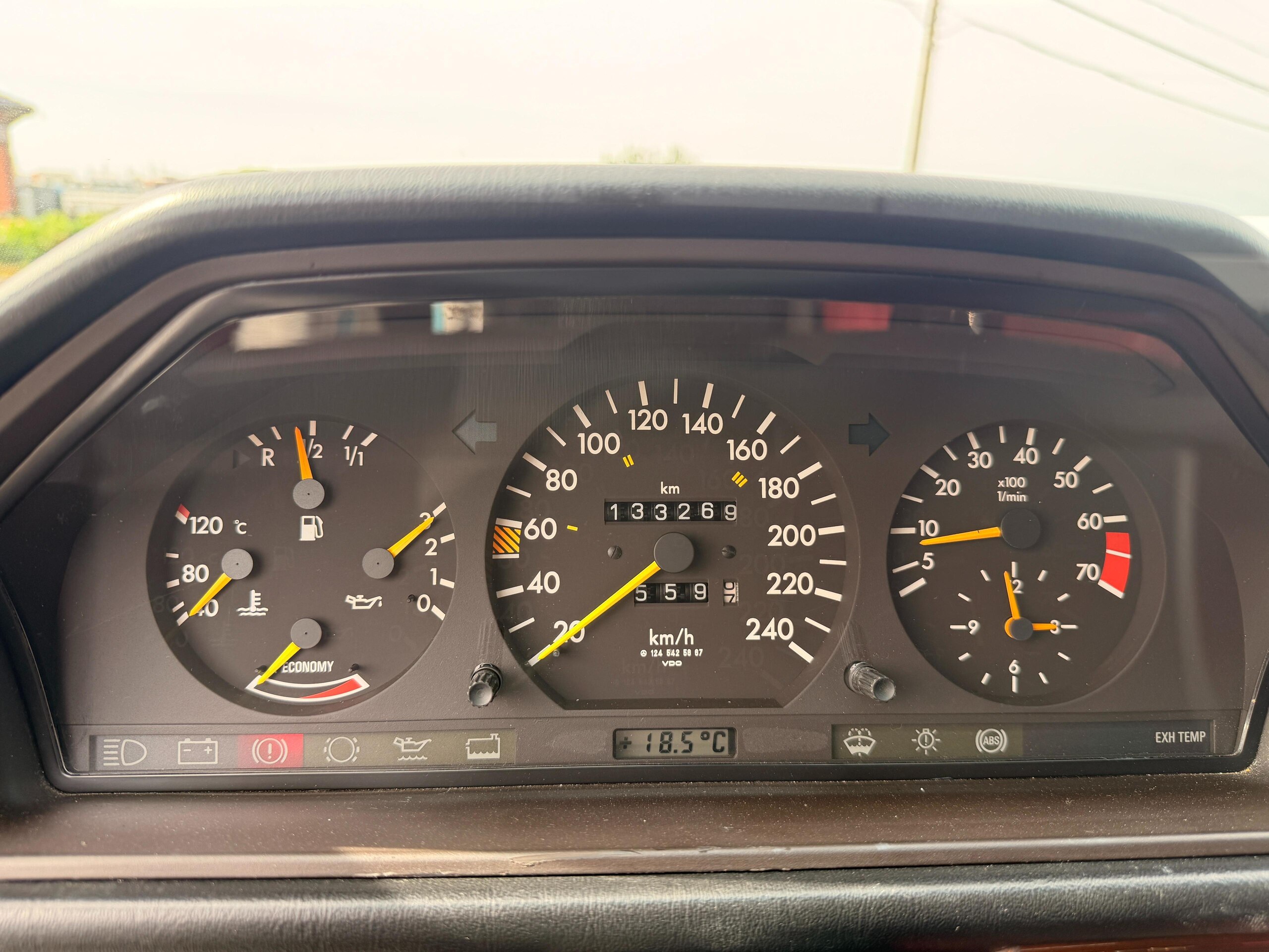 1989 Mercedes-Benz E-Class - メルセデス・ベンツ Eクラス 300E サンルーフ AMGエアロ パワーシート 純正アルミ 革シート