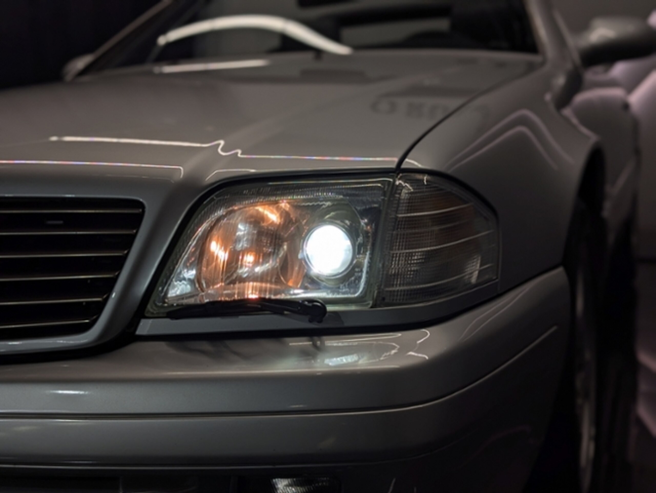 1998 Mercedes-Benz SLClass - メルセデス・ベンツ SLクラス SL320 本革シート ビークルデーターカード有 メモリー付電動パワーシート シートヒーター(運転席・助手席) レザーステアリング クルーズコントロール キセノンヘッドライト ソフトトップ(黒) ETC 17AW