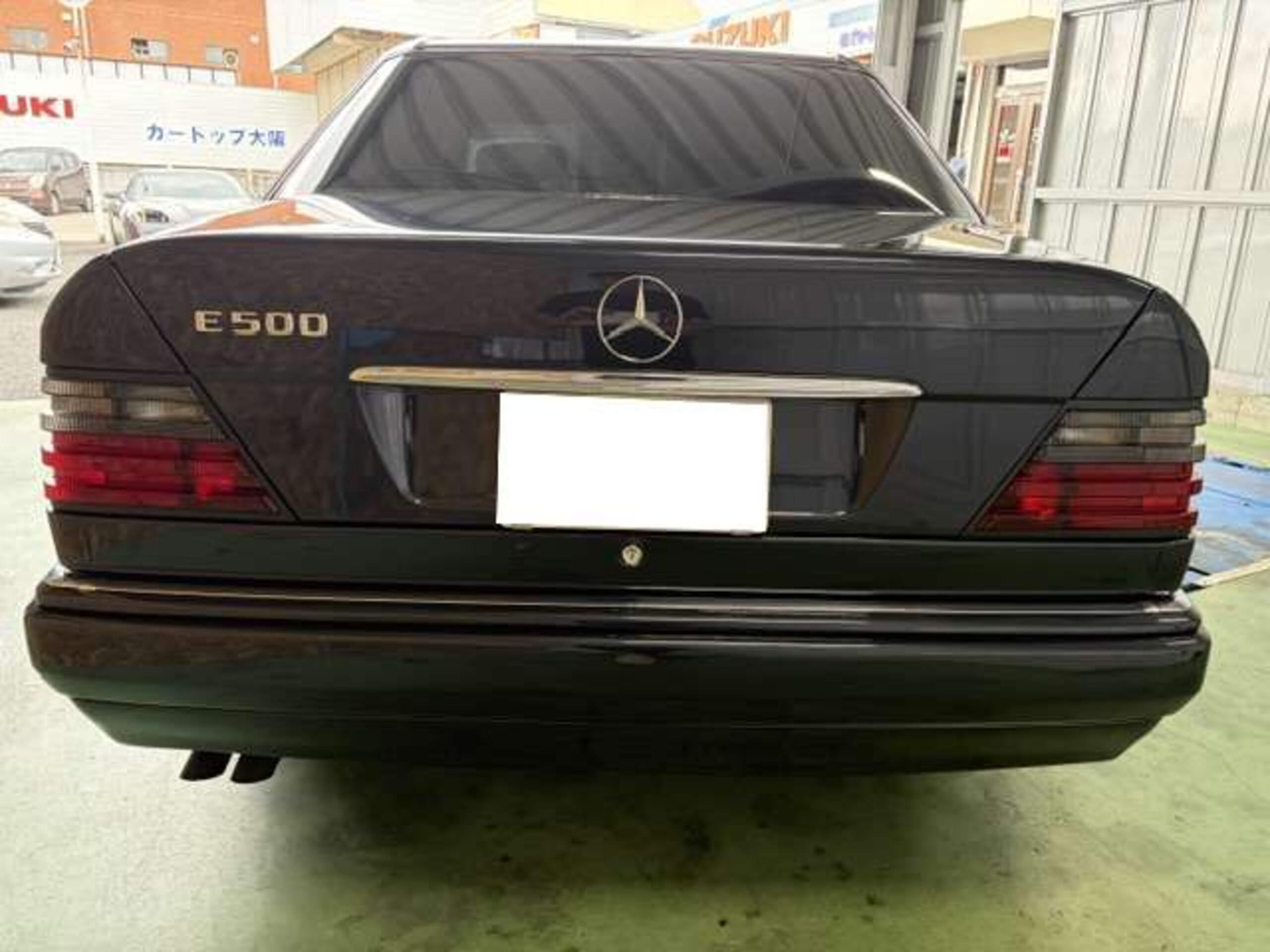 1997 Mercedes-Benz E-Class - 1997 مرسيدس بنز E-Class