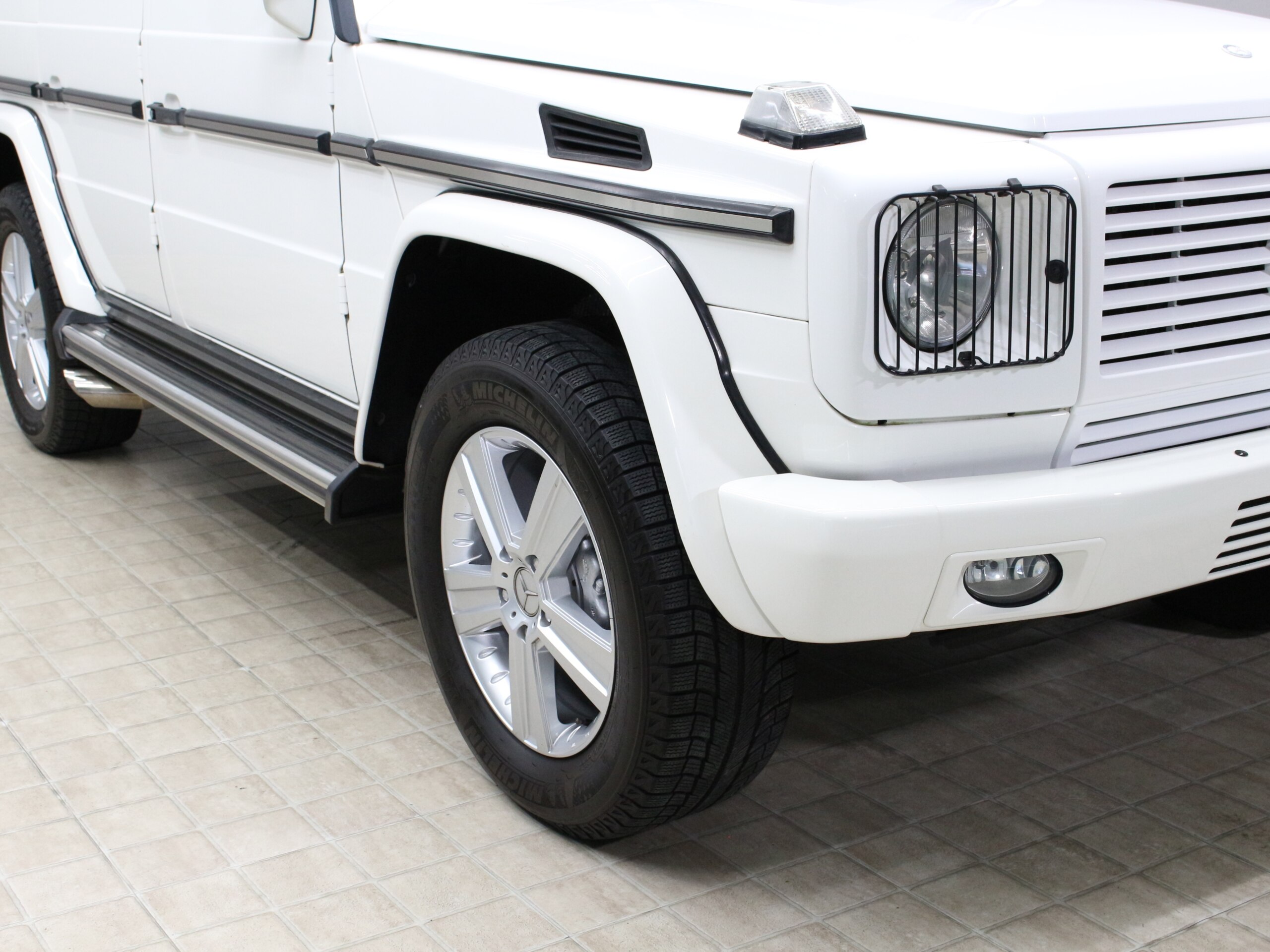 2002 Mercedes-Benz G-Class - メルセデス・ベンツ Gクラス G320L 4WD レザーシート シートヒーター サンルーフ 18インチAW 社外マフラー デジタルインナーミラー ドラレコ