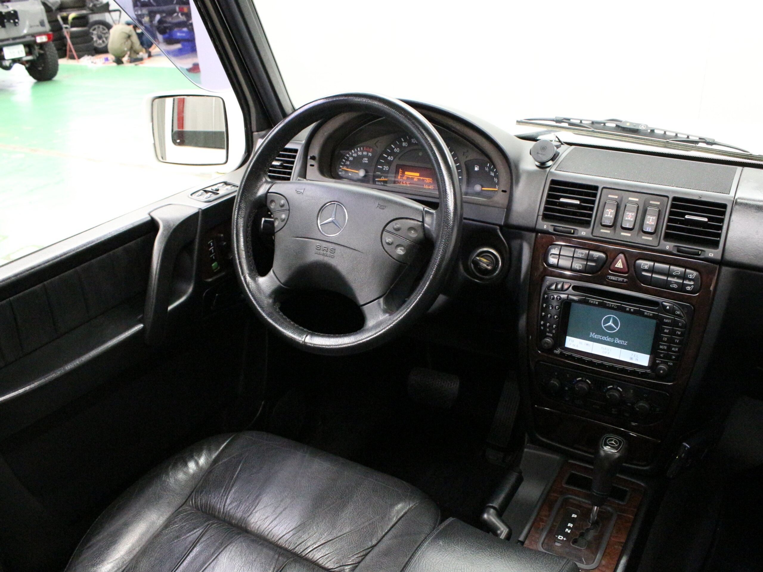 2002 Mercedes-Benz G-Class - メルセデス・ベンツ Gクラス G320L 4WD レザーシート シートヒーター サンルーフ 18インチAW 社外マフラー デジタルインナーミラー ドラレコ
