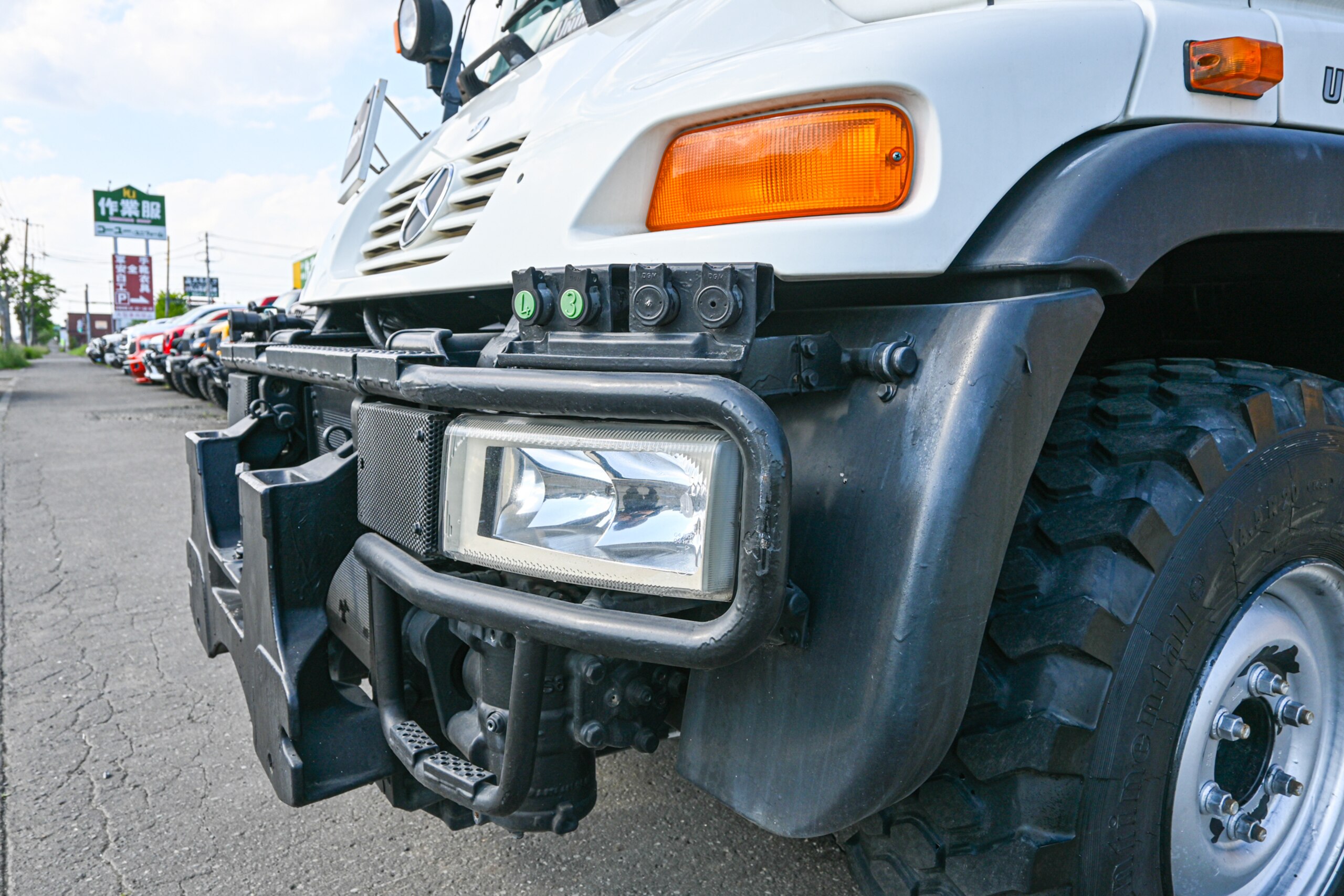 2003 Mercedes-Benz Unimog - メルセデス・ベンツ ウニモグ U300 ウニモグU300 三方開荷台仕様 ポータルアクスル 多目的作業車 高床4WDモデル