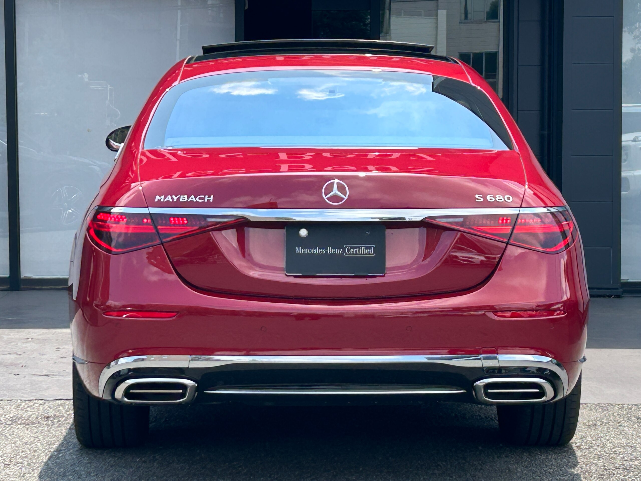 2025 Mercedes-Maybach S-Class - メルセデス・マイバッハ Sクラス S680 4WD MP202401 エグゼクティブシート/ラグジュアリーヘッドレスト/パノラミックスライディングルーフ/リラクゼーション/ダブルサンバイザー/Burmesterサウンド/後部座席モニター/ワイヤレスチャージング