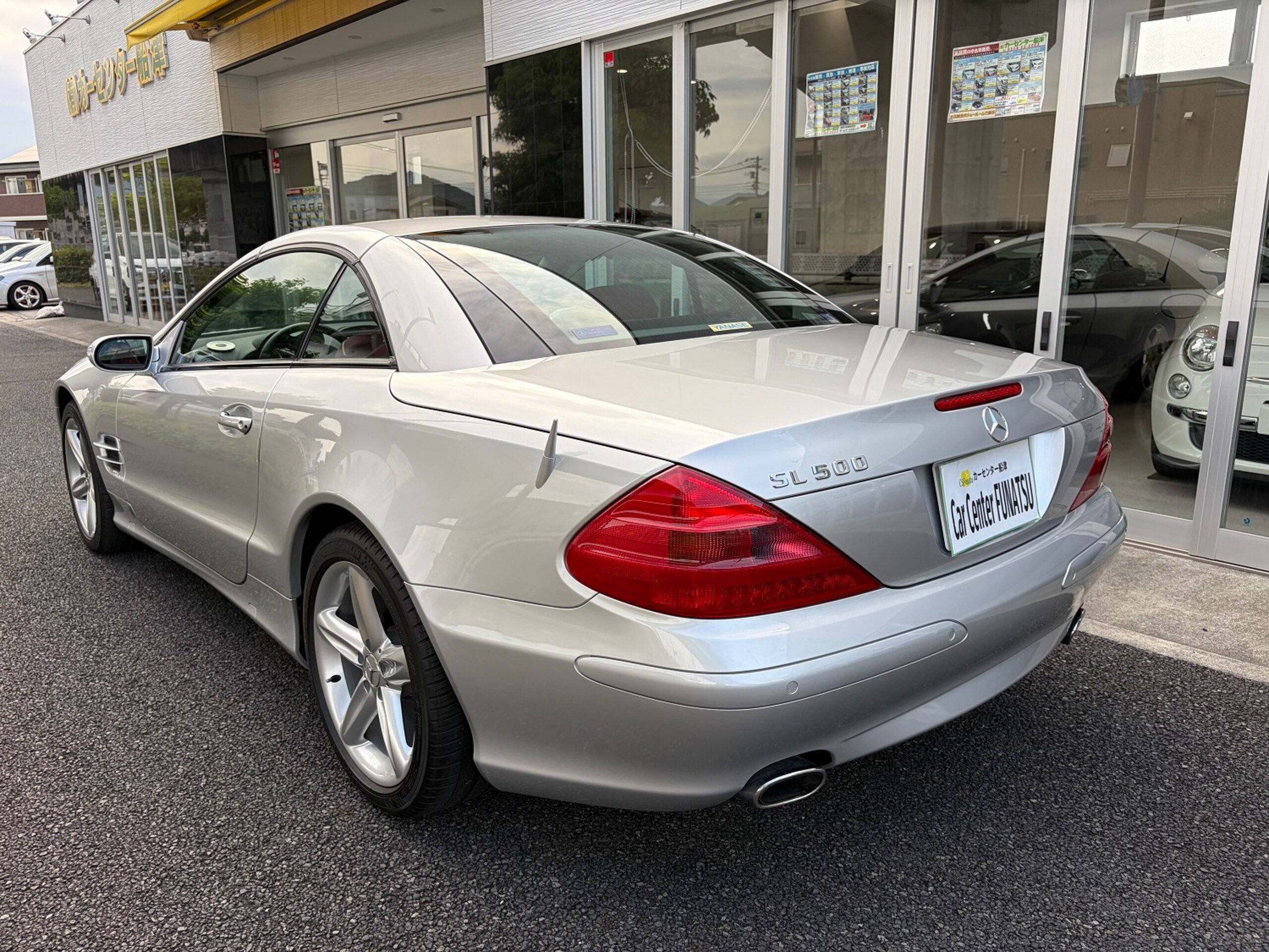 2005 Mercedes-Benz SLClass - メルセデス・ベンツ SLクラス SL500 ワンオーナー車 レッドレザーシート シートヒーター BOSEサウンド 純正18インチAW ディーラー記録(H18/19/20/21/22/24/26/27/28/29/30/R1/R2/R4/R6)有り スペアキー有り