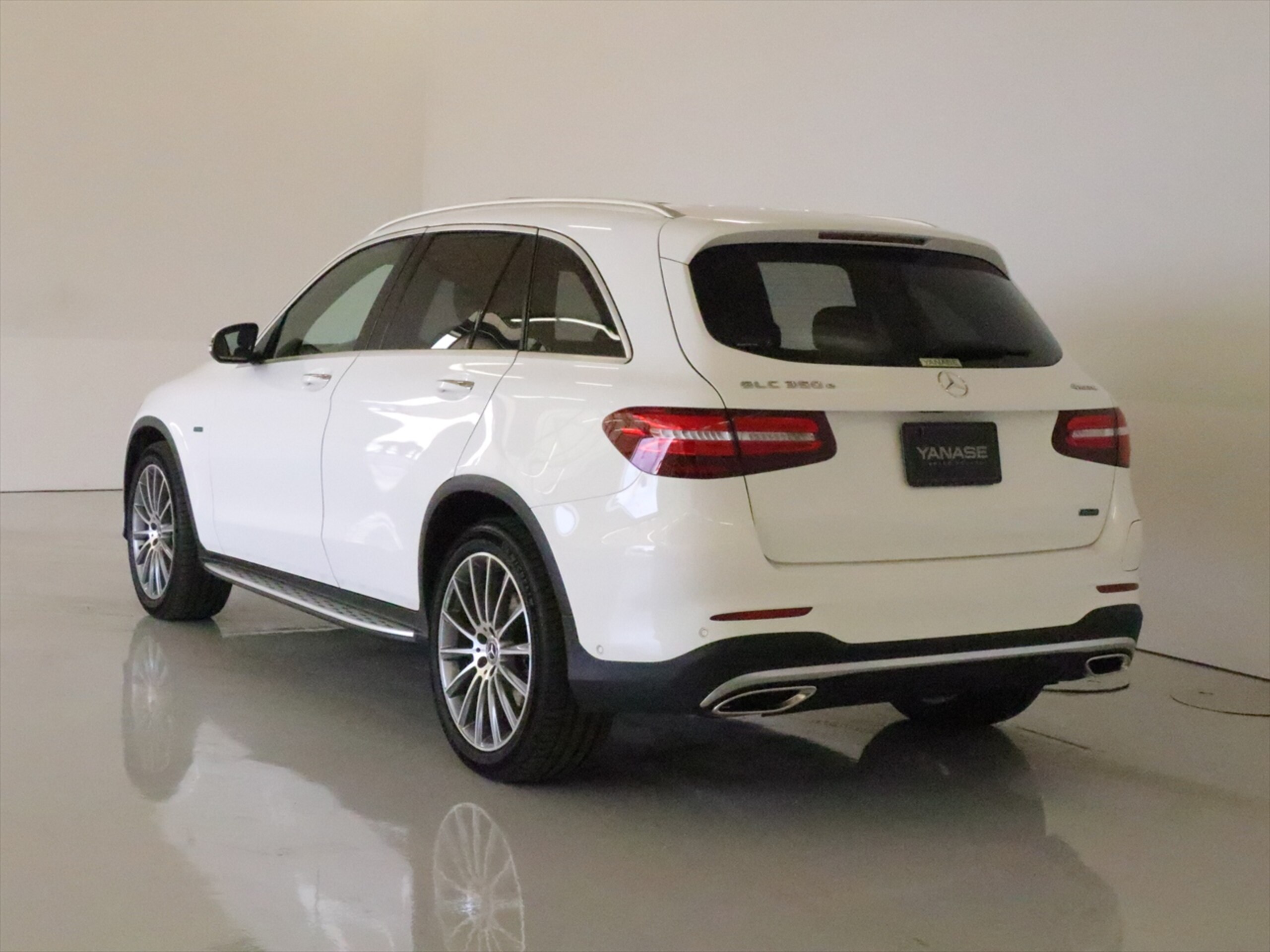 2019 Mercedes-Benz GLC - 2019 مرسيدس بنز GLC