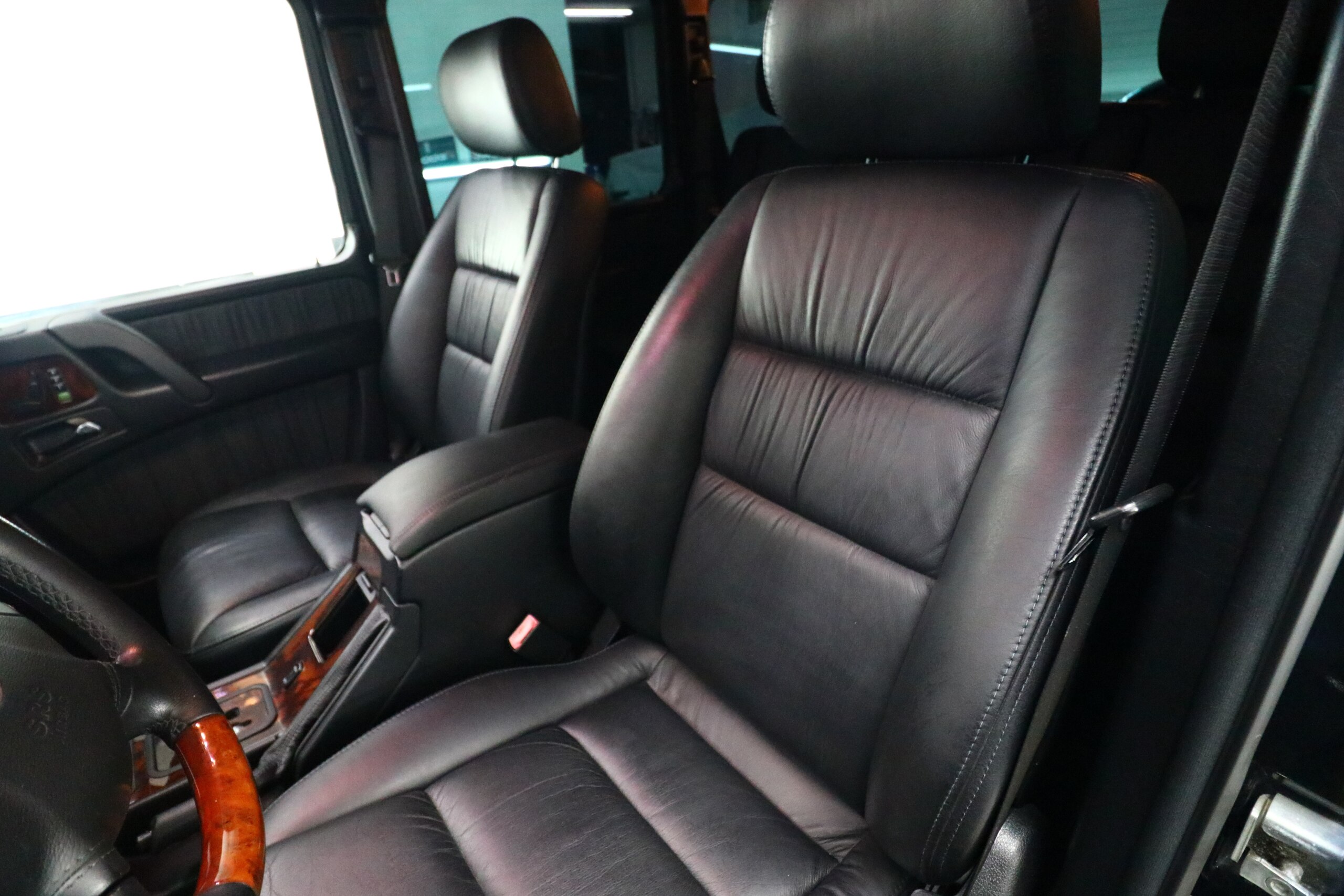 2007 Mercedes-Benz G-Class - メルセデス・ベンツ Gクラス G500 ロング 4WD 後期AMG G65仕様 前後ルーフスポイラー 21インチアルミホイール 社外HDDナビ フロント・バックカメラ 後期7速AT 黒革シート ディーラー車 サイド左右4本出しマフラー ドラレコ 前後シートヒーター 左ハンドル