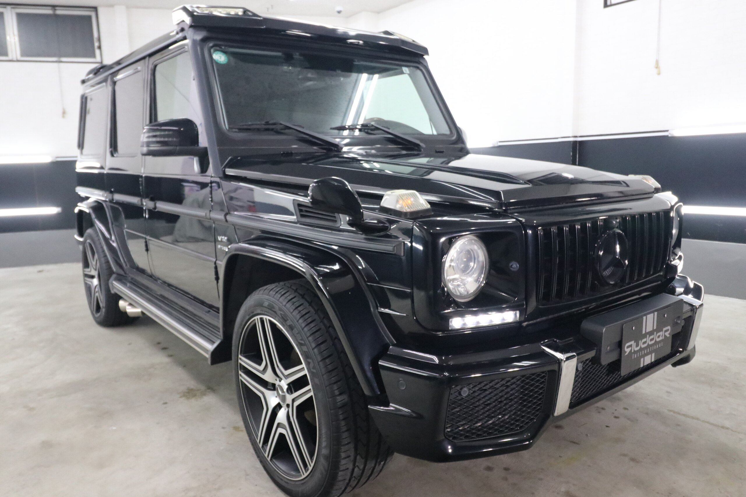 2007 Mercedes-Benz G-Class - メルセデス・ベンツ Gクラス G500 ロング 4WD 後期AMG G65仕様 前後ルーフスポイラー 21インチアルミホイール 社外HDDナビ フロント・バックカメラ 後期7速AT 黒革シート ディーラー車 サイド左右4本出しマフラー ドラレコ 前後シートヒーター 左ハンドル