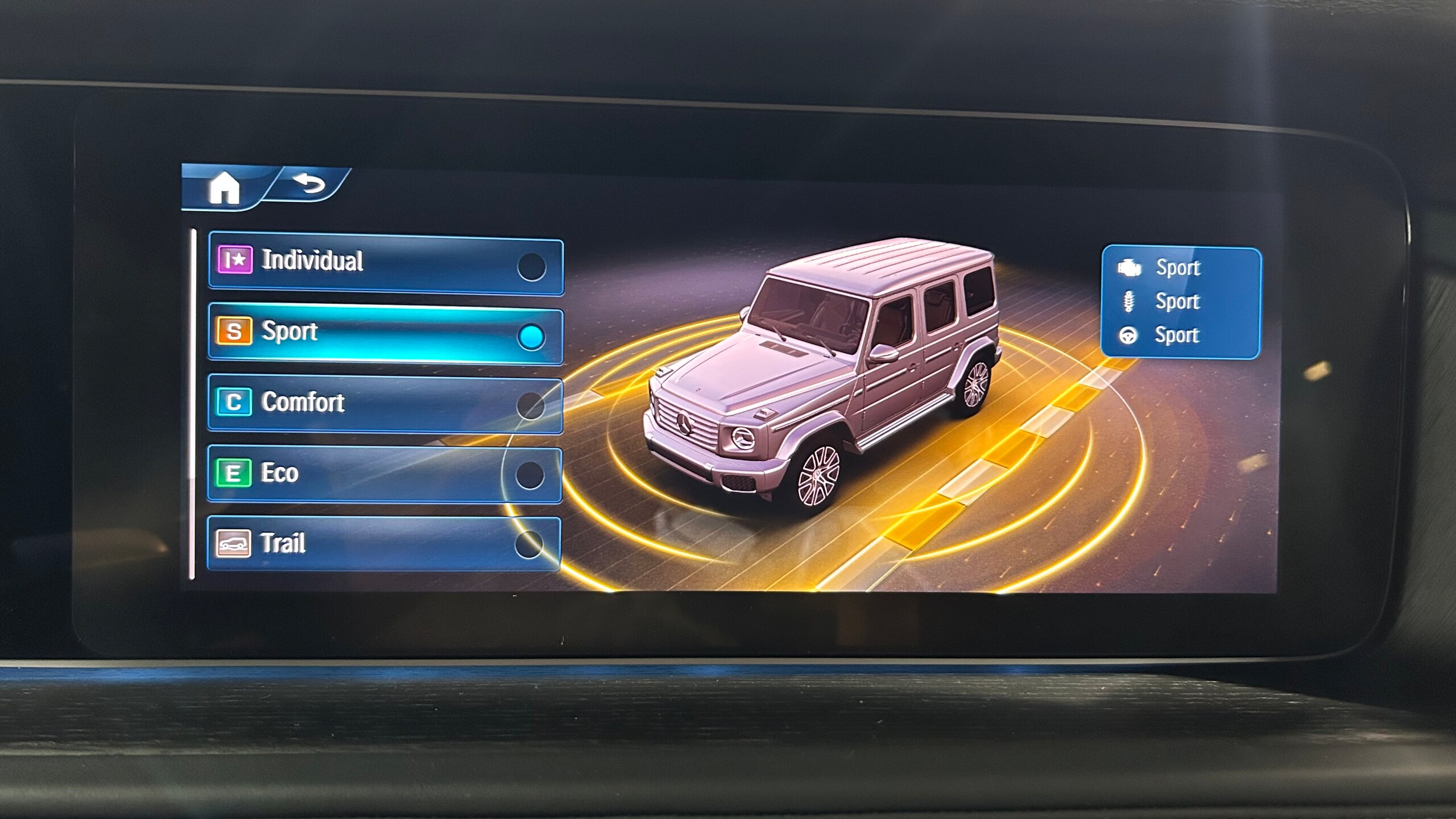 2026 Mercedes-Benz G-Class - メルセデス・ベンツ Gクラス G450d AMGラインパッケージ (ISG) ディーゼルターボ 4WD MP202601 イリジウムシルバー ナッパレザーエスプレッソブラウン ナイトパッケージ MANUFAKTURプログラム MANUFAKTURプログラム・プラス MANUFAKTUR本革ツートンステアリング